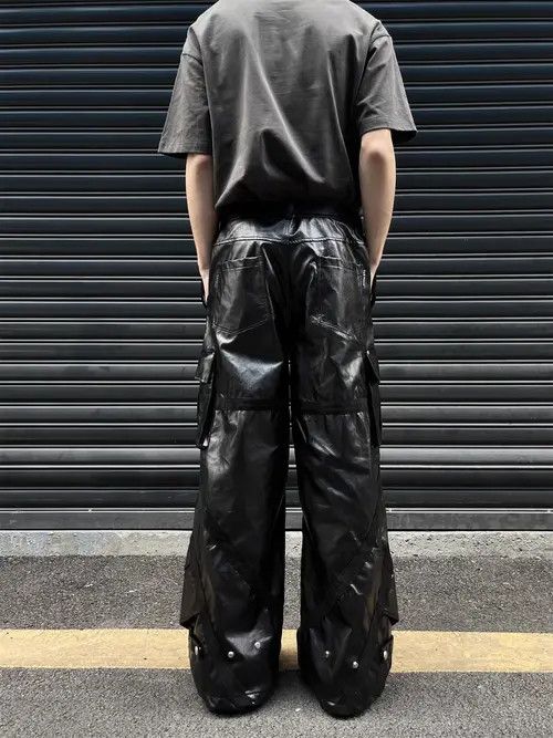 Japanese Brand Retro High Street Hip Hop Wide Leg Leather Pants Size US 30 / EU 46 - 2 Thumbnail