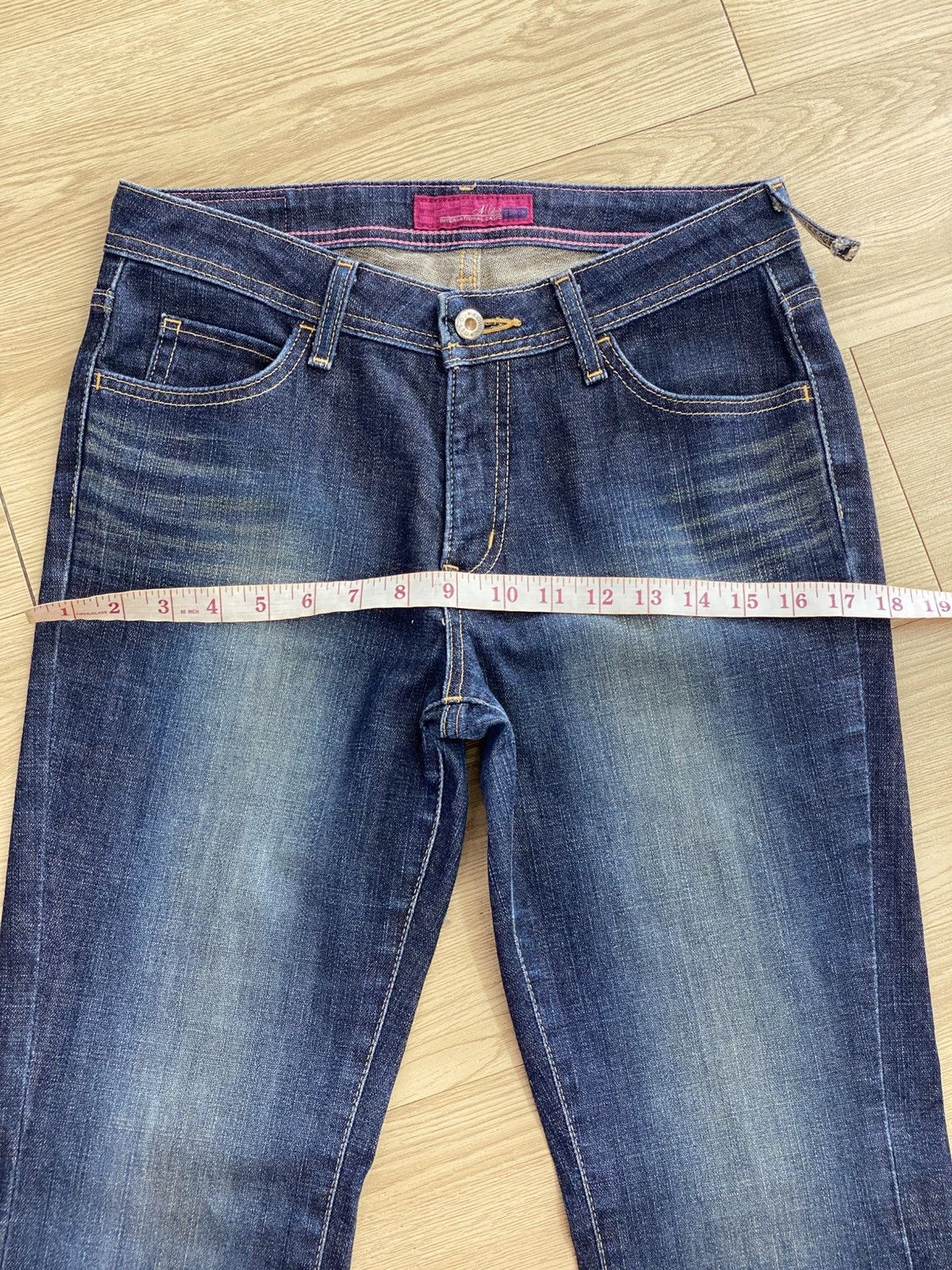 Edwin Miss Edwin Blue Wash Style Flare Jeans Size 26" / US 2 / IT 38 - 18 Thumbnail