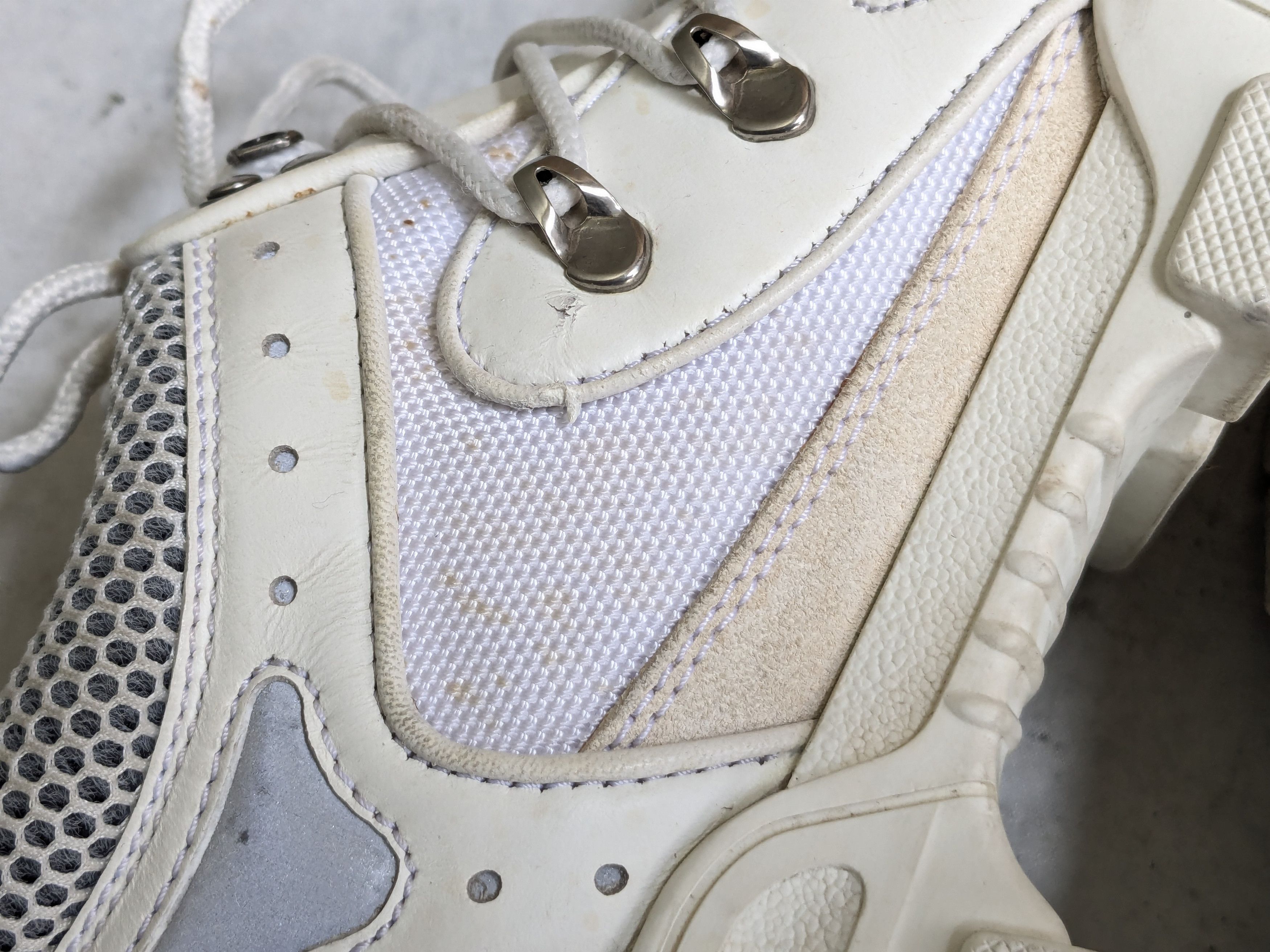 Gucci Gucci Flashtrek Sneakers White 11 Low Tops Size US 11 / EU 44 - 12 Thumbnail