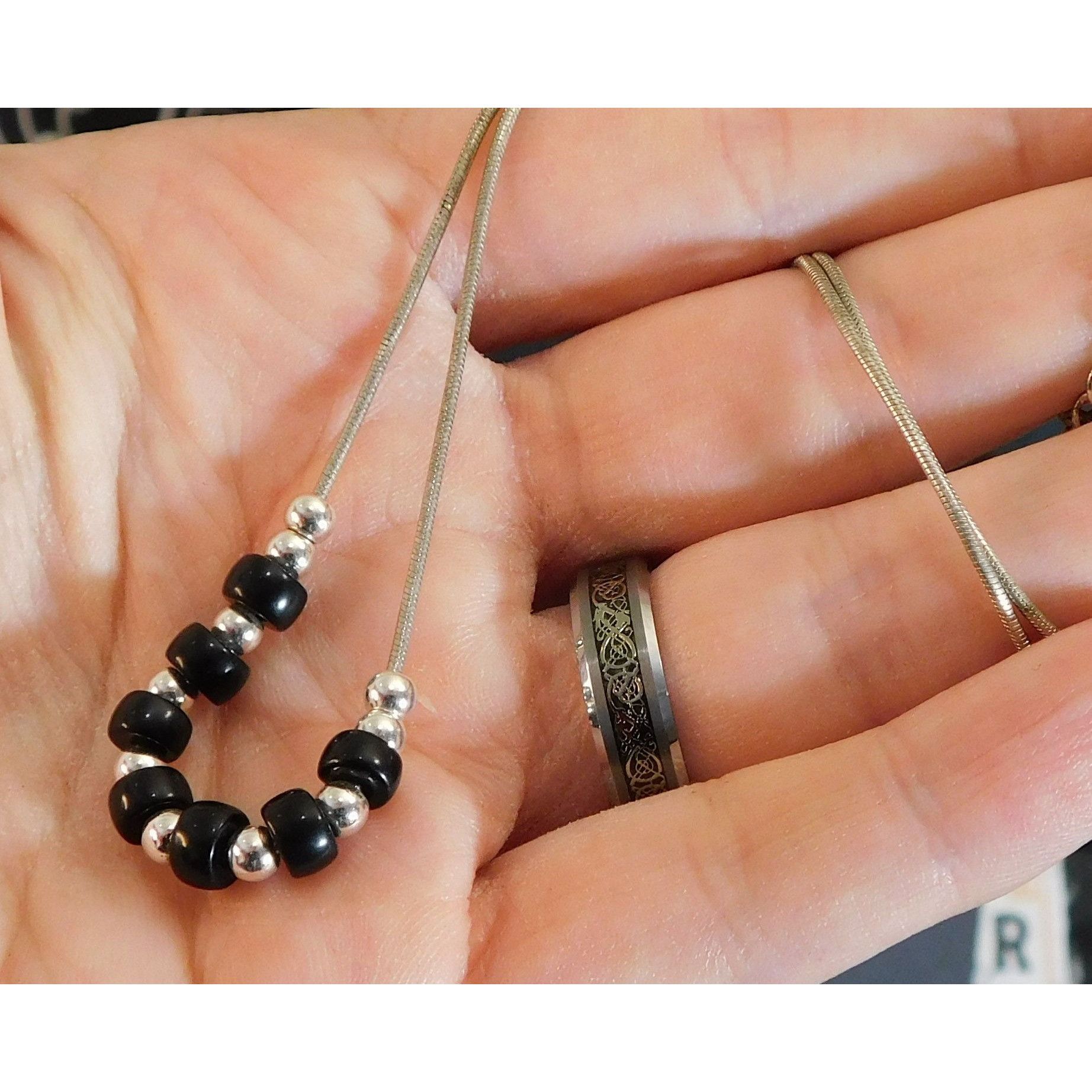 Other Elegant Minimalist Black And Silver Tone Beaded Necklace Size ONE SIZE - 3 Thumbnail