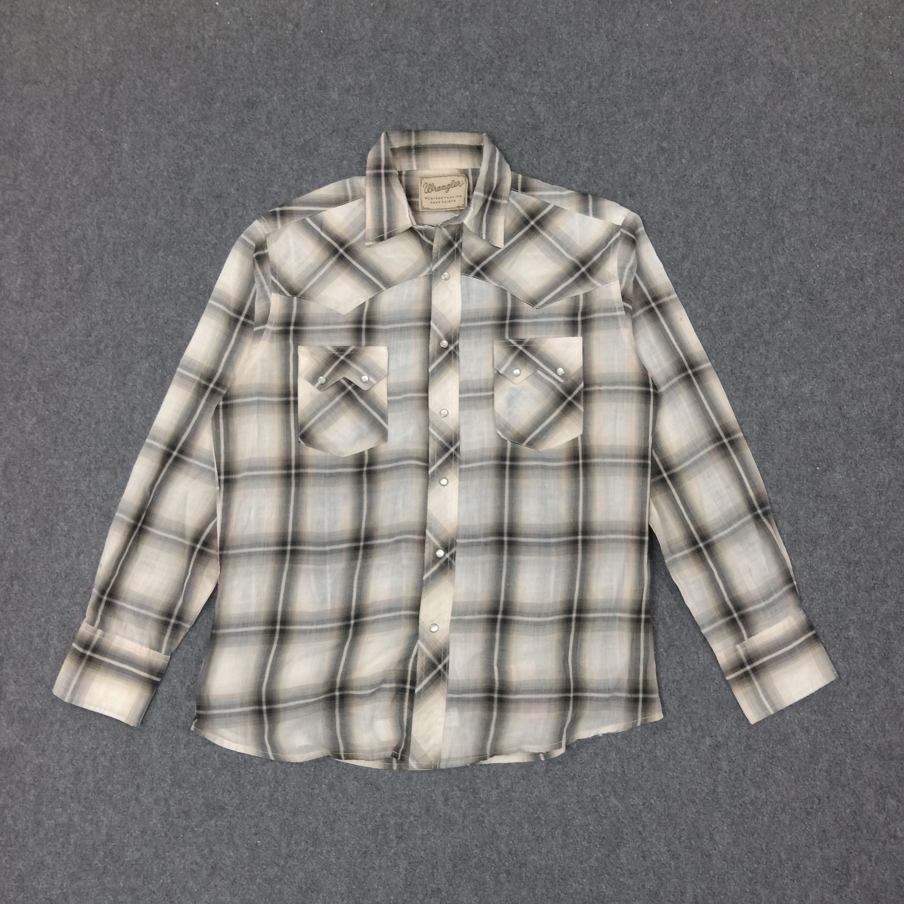 Wrangler Wrangler American Retro Style Flannel Shirt C223N34 Size US XL / EU 56 / 4 - 1 Thumbnail