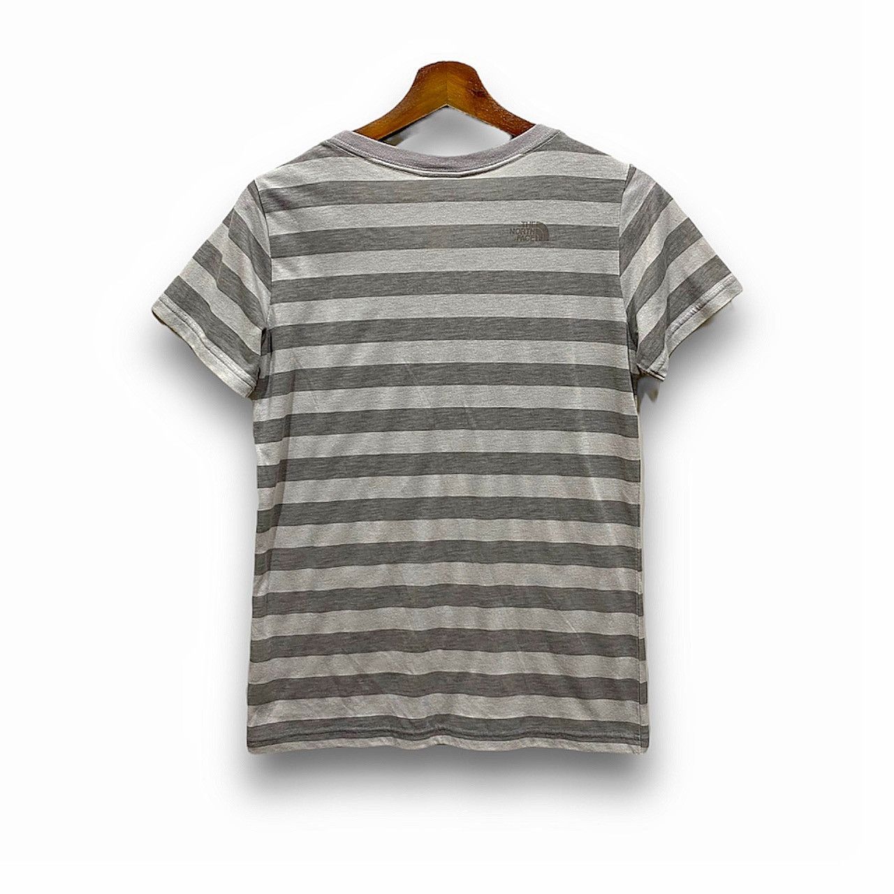 The North Face Striped the north face tee Size M / US 6-8 / IT 42-44 - 2 Thumbnail