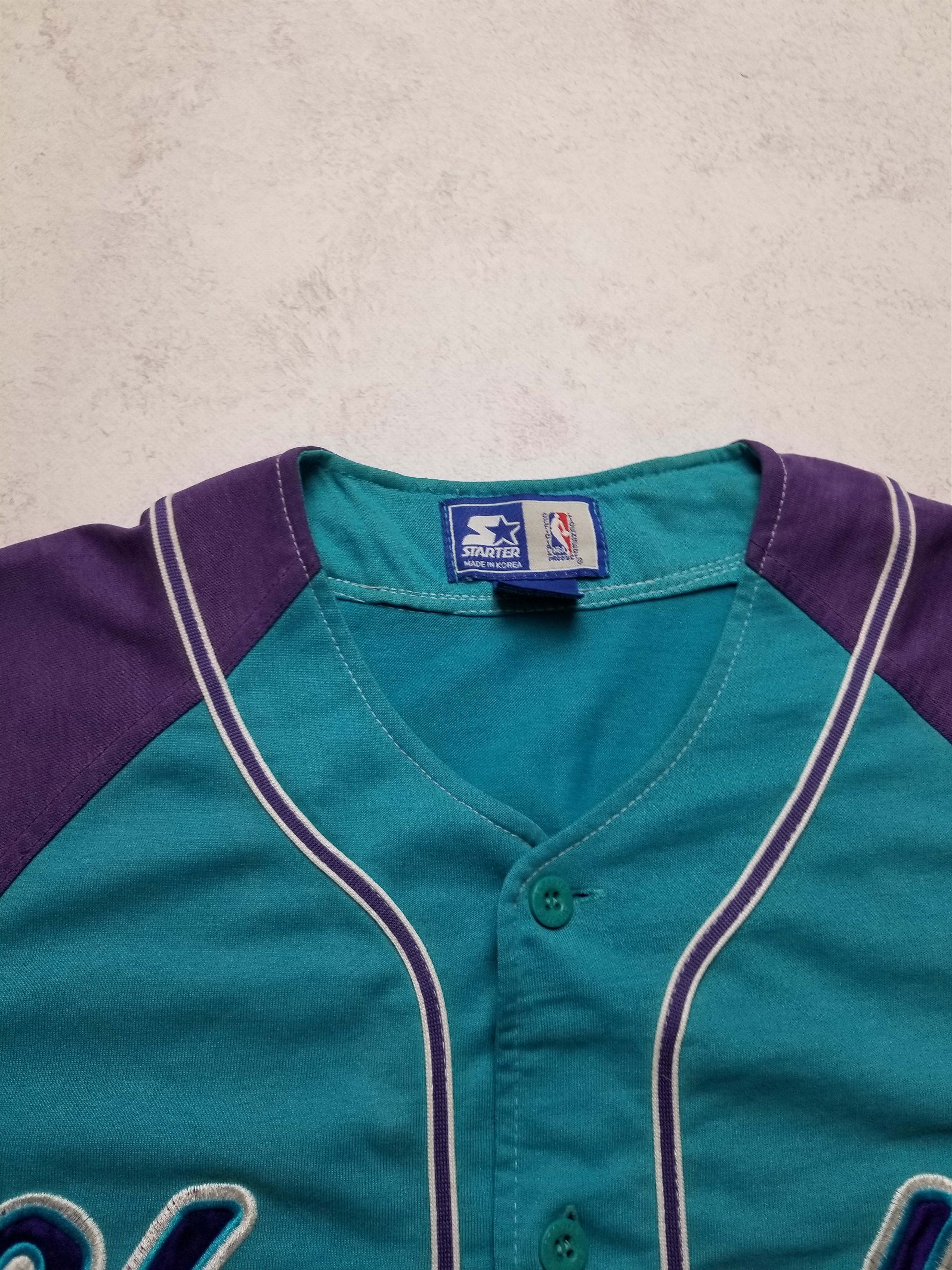 Starter VTG Starter Charlotte Hornets 90s Retro Basketball Jersey Size US L / EU 52-54 / 3 - 12 Thumbnail
