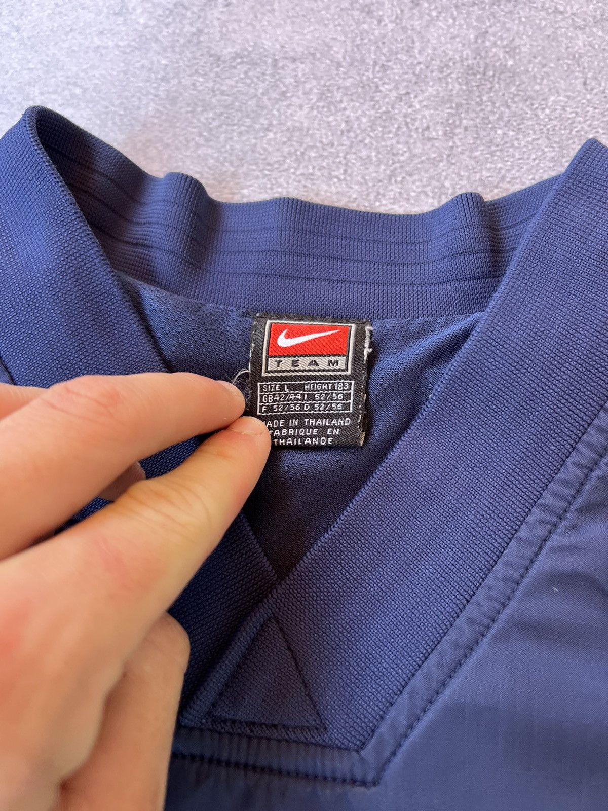 Nike 🔥 Vintage 90s Nike Dark Navy Nylon Pullover – Size L Size US L / EU 52-54 / 3 - 5 Thumbnail
