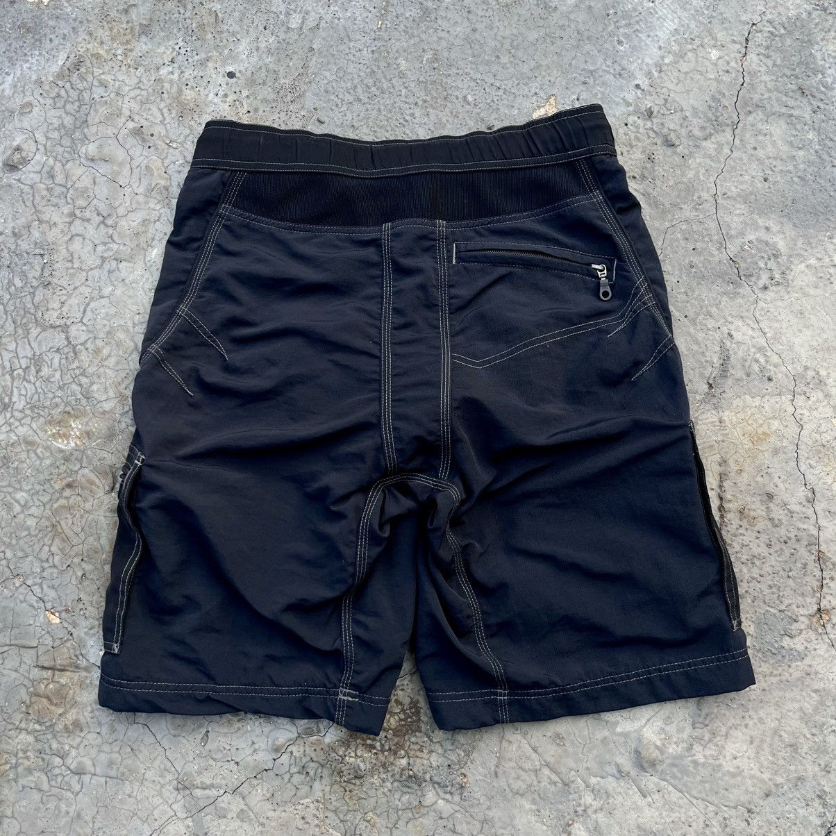 Oakley Vintage Oakley Software Cargo shorts Size US 30 / EU 46 - 8 Thumbnail