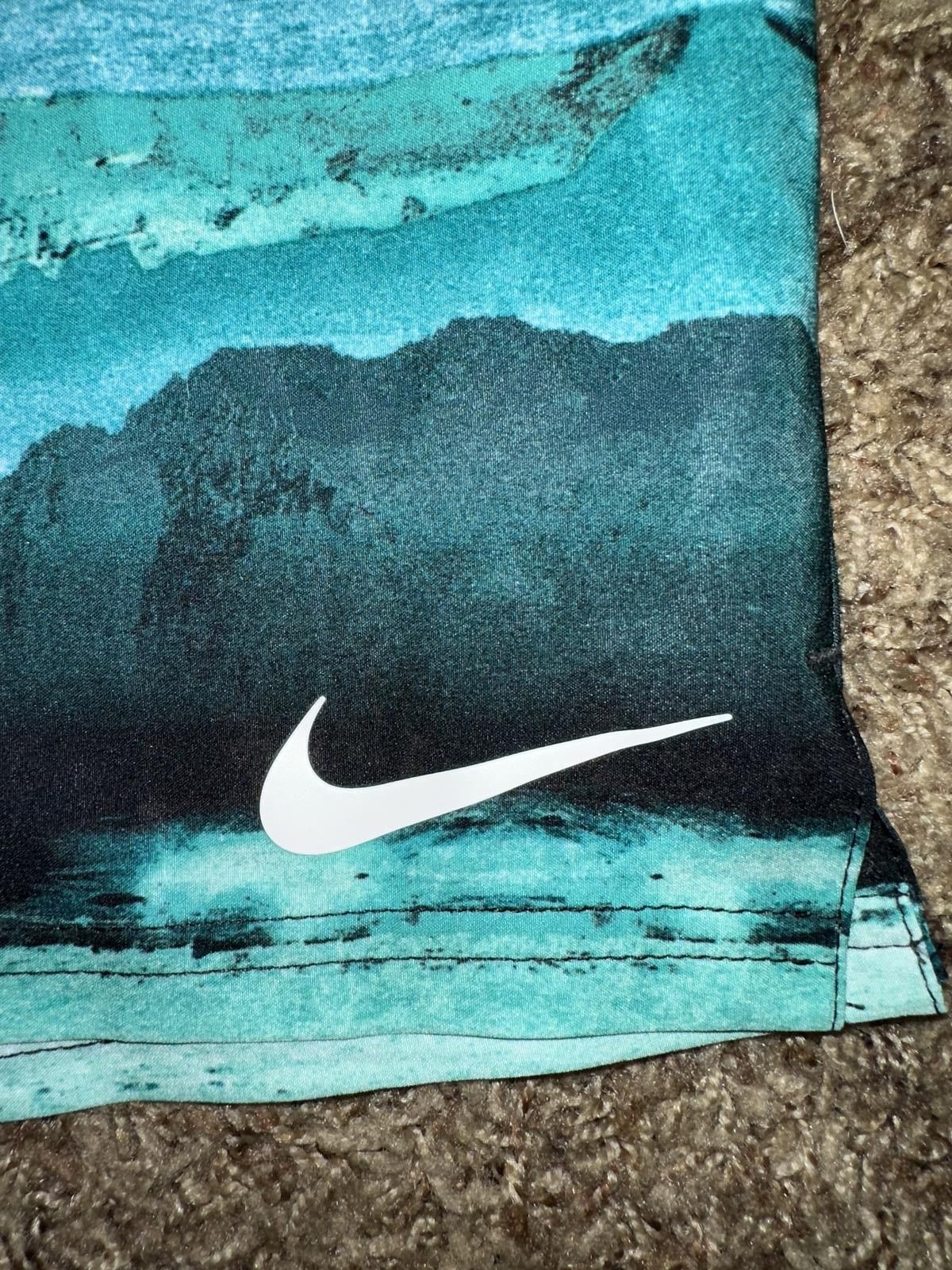 Nike Nike Swim Mens Medium AOP Volley Swim Shorts Size US 34 / EU 50 - 2 Thumbnail