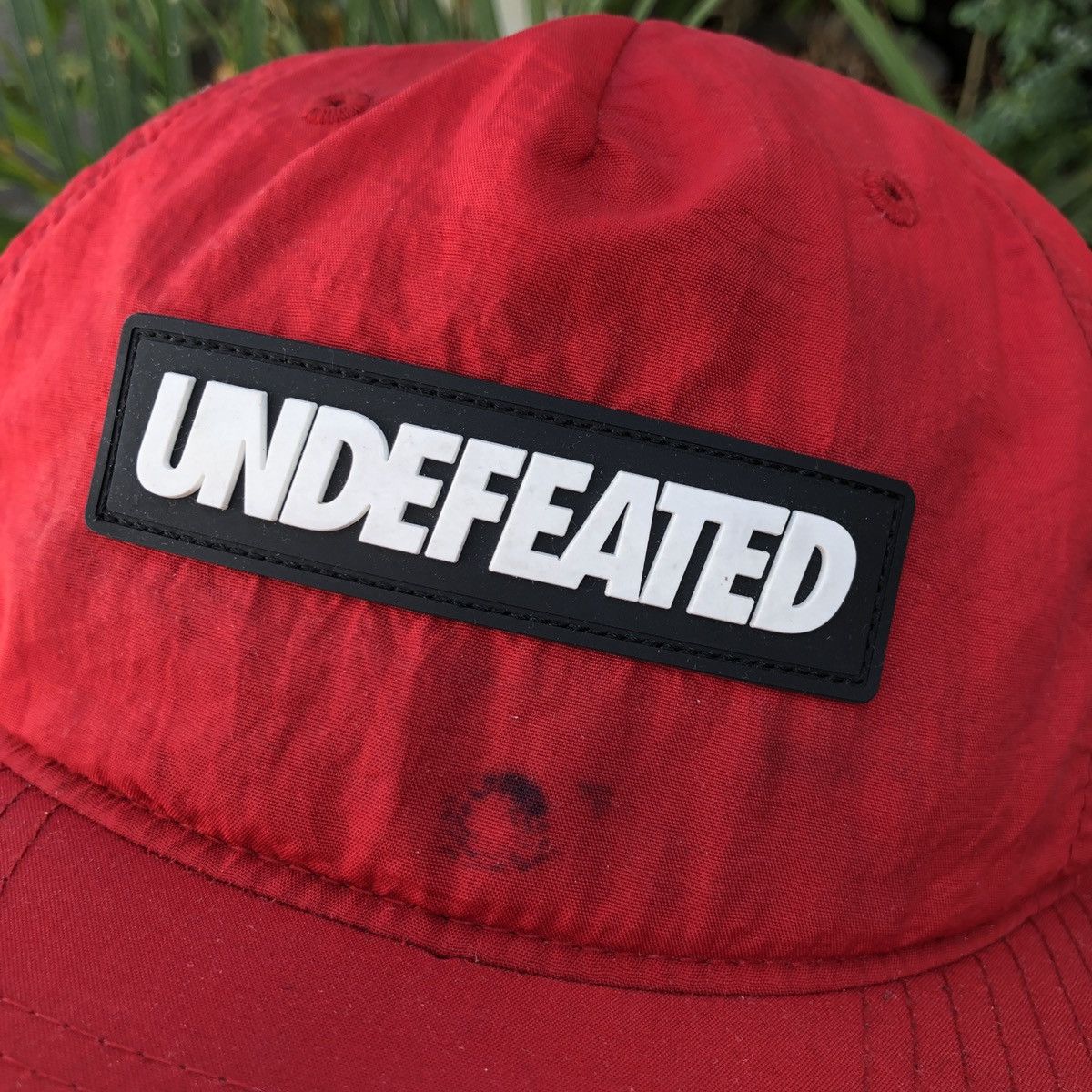 Hat Club × Undefeated UNDEFEATED LOGO BOX RED CAP Size ONE SIZE - 3 Thumbnail