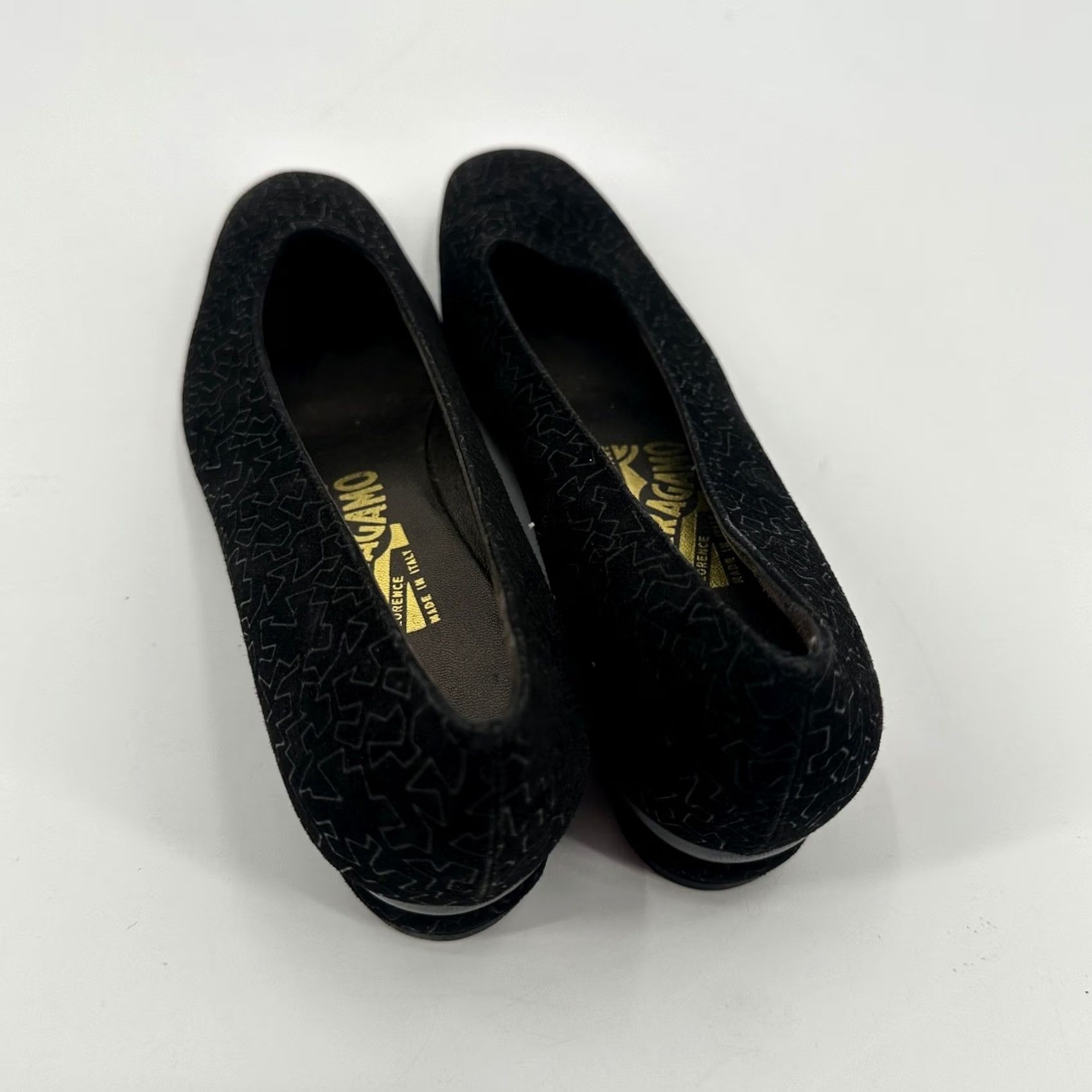 Salvatore Ferragamo Salvatore Ferragamo Pumps Size 7 1/2 AAA Black Suede Gancini Pattern Block Heel Size US 8 / IT 38 - 3 Thumbnail