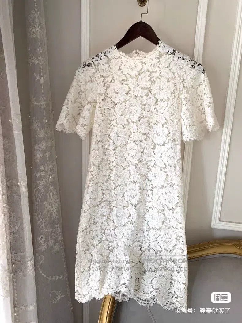 Valentino Valentino White lace dress two-piece set Size S / US 4 / IT 40 - 1 Thumbnail
