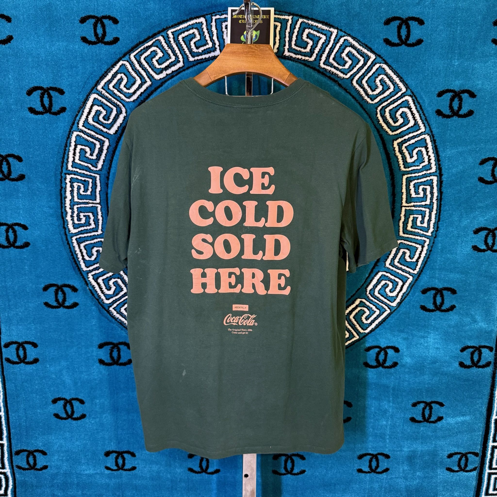 Been Trill THE BEEN TRILL X COCA COLA “ICE COLD SOLD HERE” SHIRT Size US XL / EU 56 / 4 - 1 Thumbnail