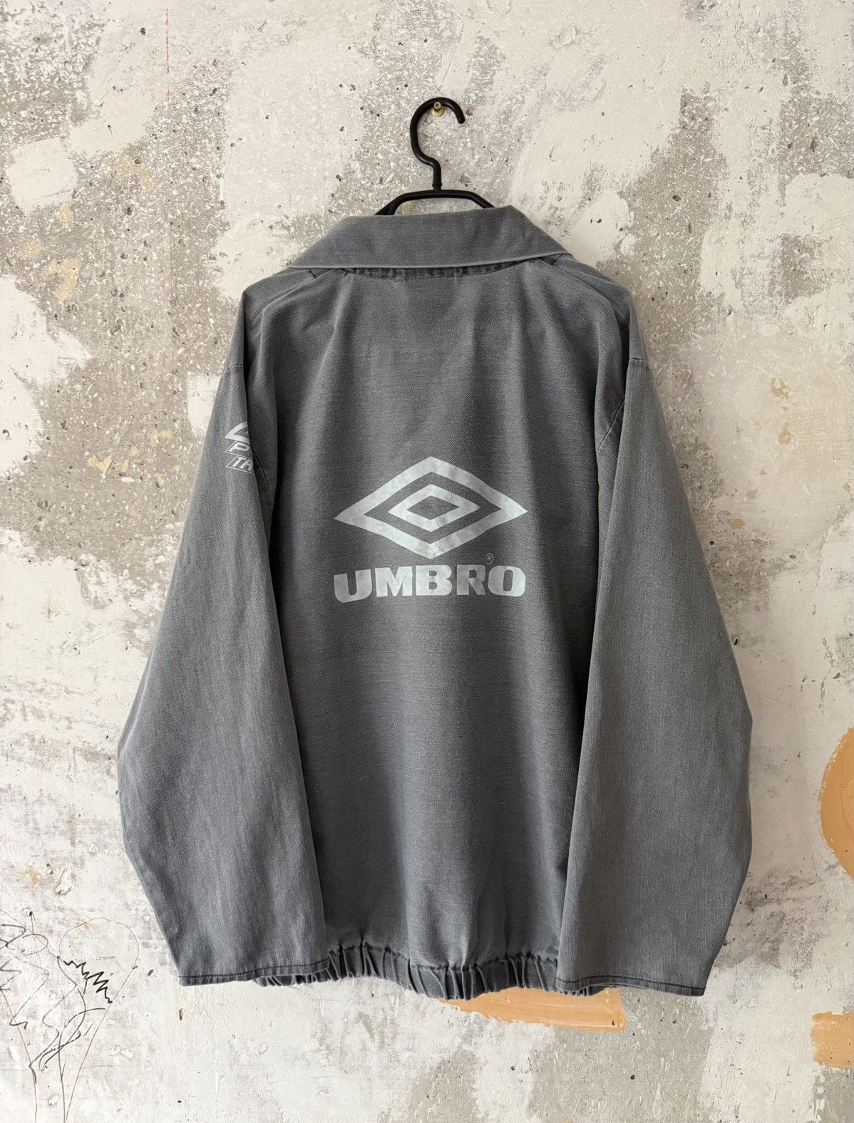 Umbro Vintage Umbro Training Drill Top Sweatshirt Washed Jacket Size US M / EU 48-50 / 2 - 2 Thumbnail