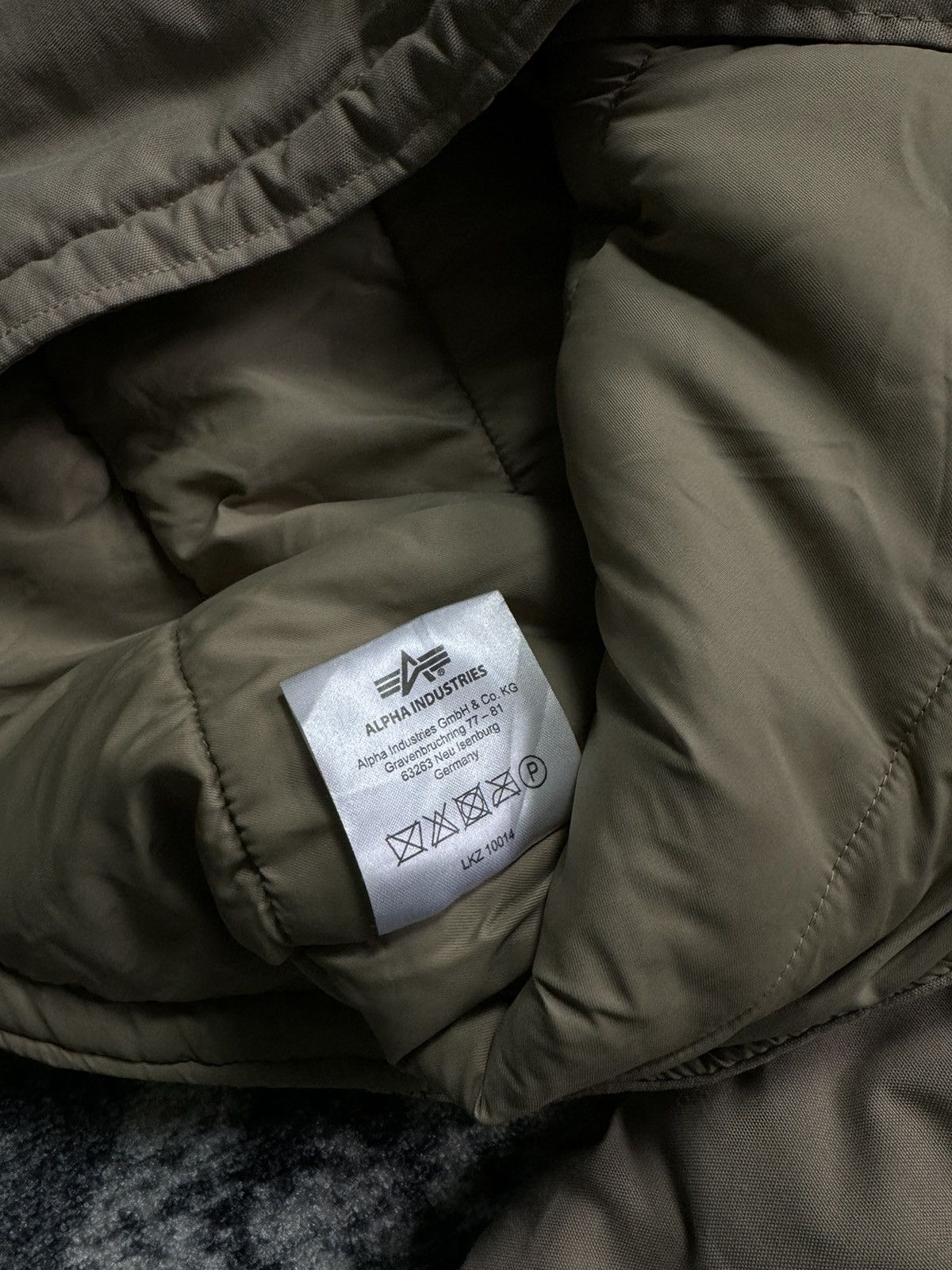 Alpha Industries × Vintage Vintage Alpha Industries Diwn Jacket Parkas Faux Fur Size S / US 4 / IT 40 - 5 Thumbnail