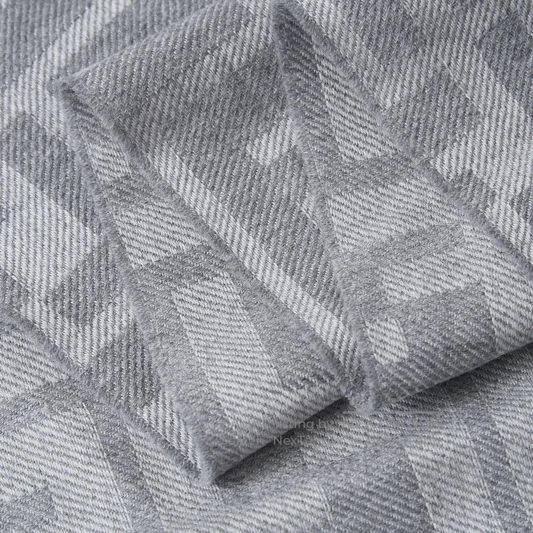 Fendi Fendi Men's Logo Wool Scarf. Size ONE SIZE - 5 Thumbnail