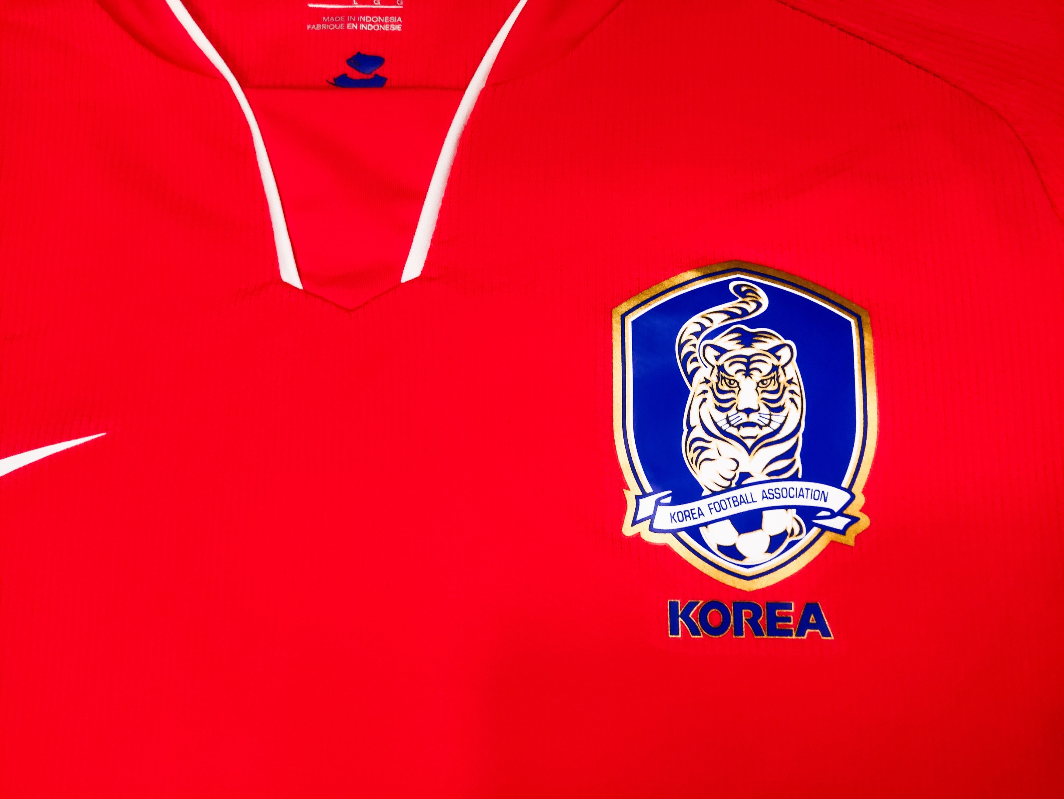 Nike BNWT South Korea 2008 2009 Nike Home Shirt Kit Jersey Seoul Size US L / EU 52-54 / 3 - 7 Thumbnail