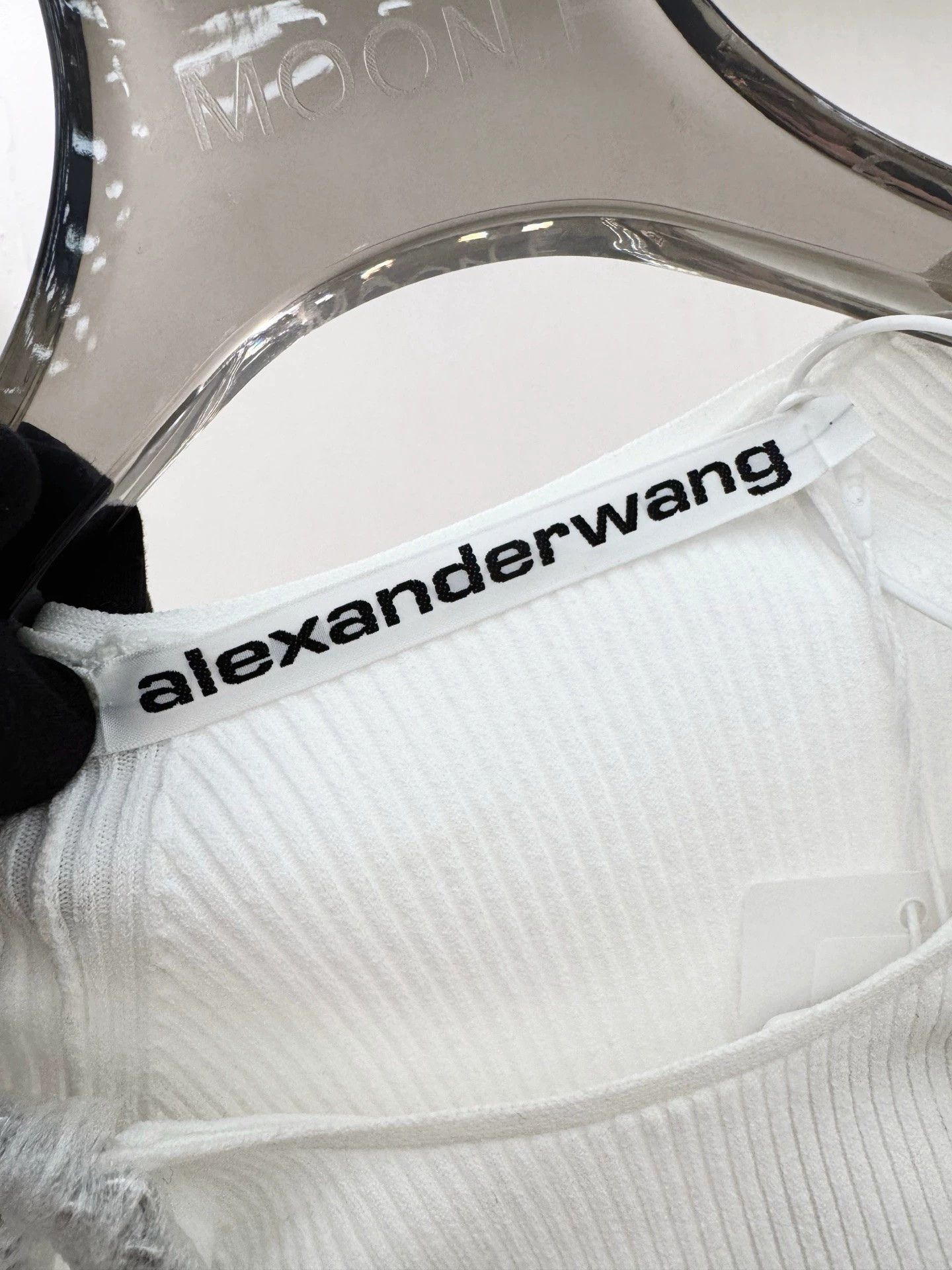 Alexander Wang Alexander Wang White Chain Knit Short-Sleeve M Size M / US 6-8 / IT 42-44 - 3 Thumbnail