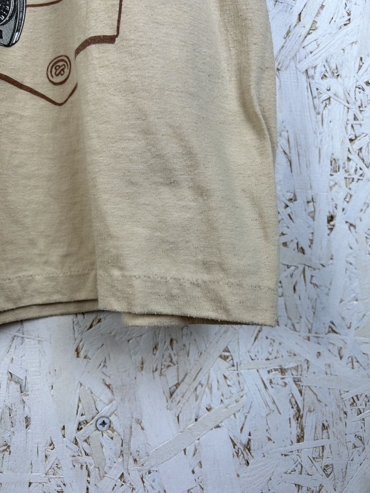 Vintage 80s Vintage 1981 Japanese Gengiskhan Camera Promo T-Shirt Size US M / EU 48-50 / 2 - 5 Thumbnail