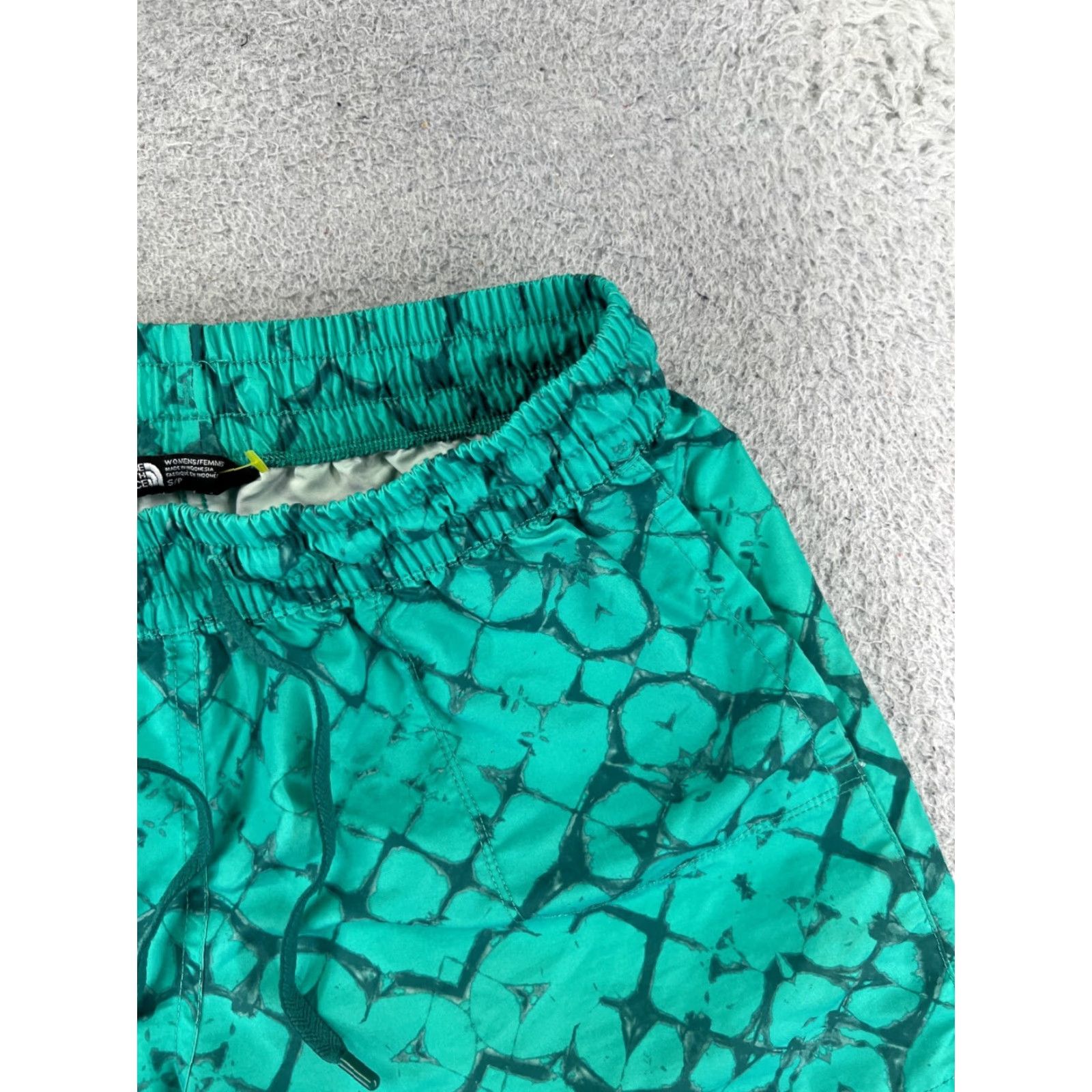 The North Face The North Face Womens Shorts Small Green 100% Nylon Activewear Running Gym Size 28" / US 6 / IT 42 - 5 Thumbnail