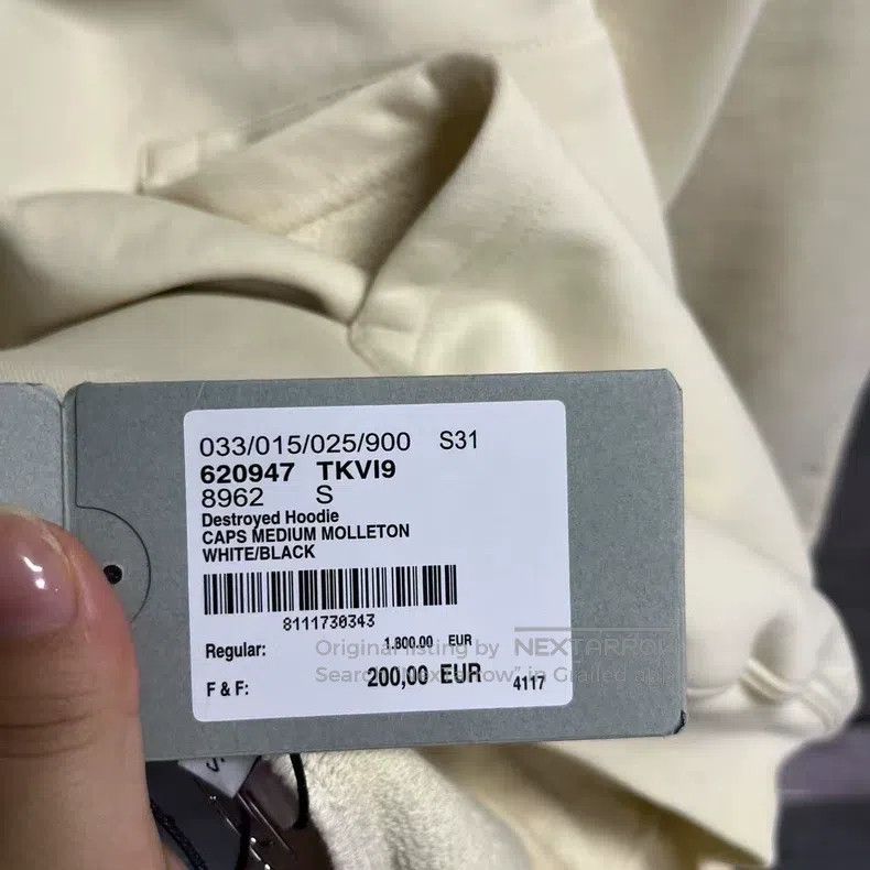 Balenciaga Balenciaga Beige plain lettering print hooded sweatshirt Size US S / EU 44-46 / 1 - 5 Thumbnail