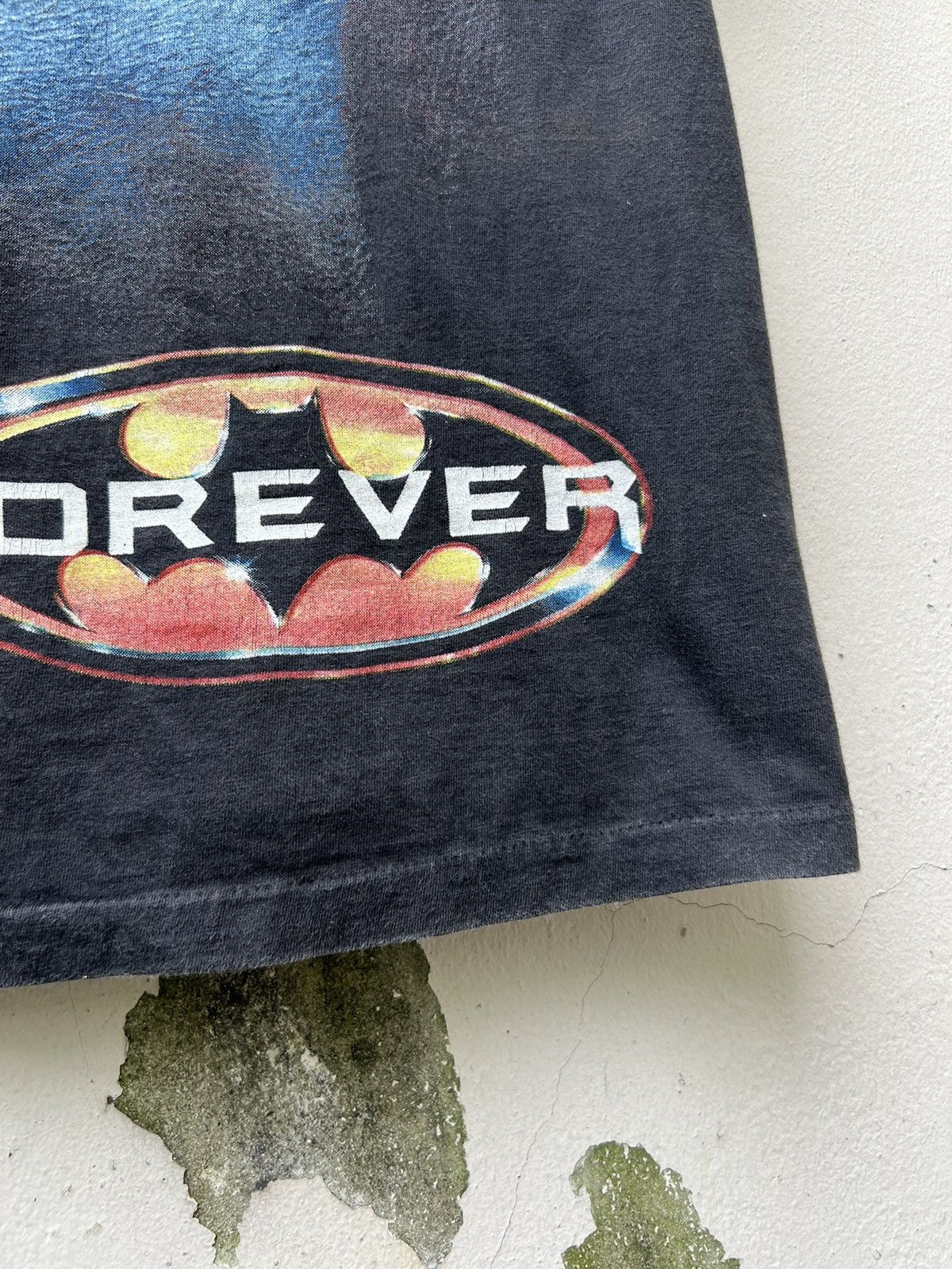 DC Comics × Vintage Vintage 90s Batman Forever Val Kilmer Bootleg Fade Black tee Size US L / EU 52-54 / 3 - 14 Thumbnail