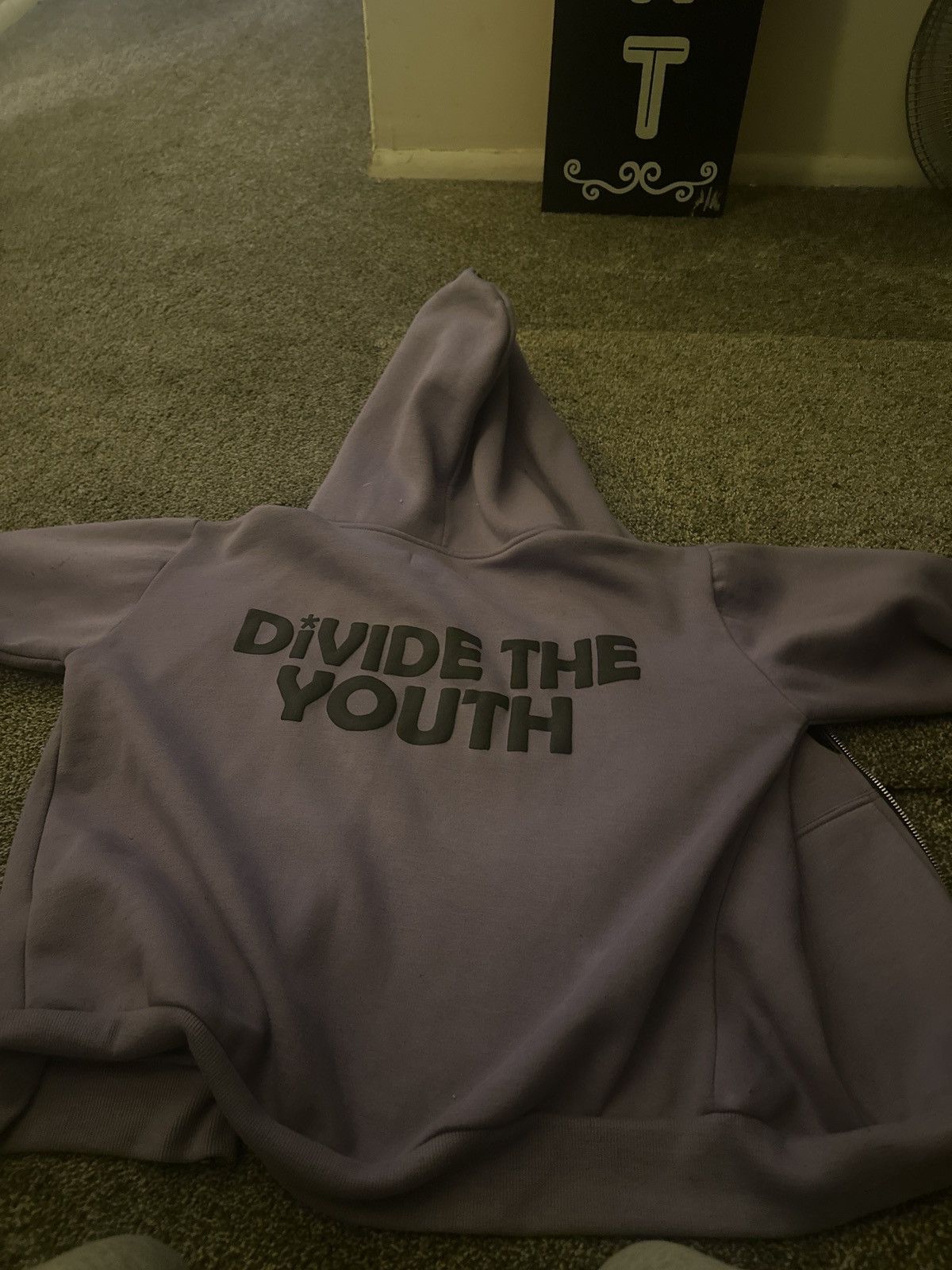 Divide The Youth Divide the youth hoodie Size US S / EU 44-46 / 1 - 2 Thumbnail