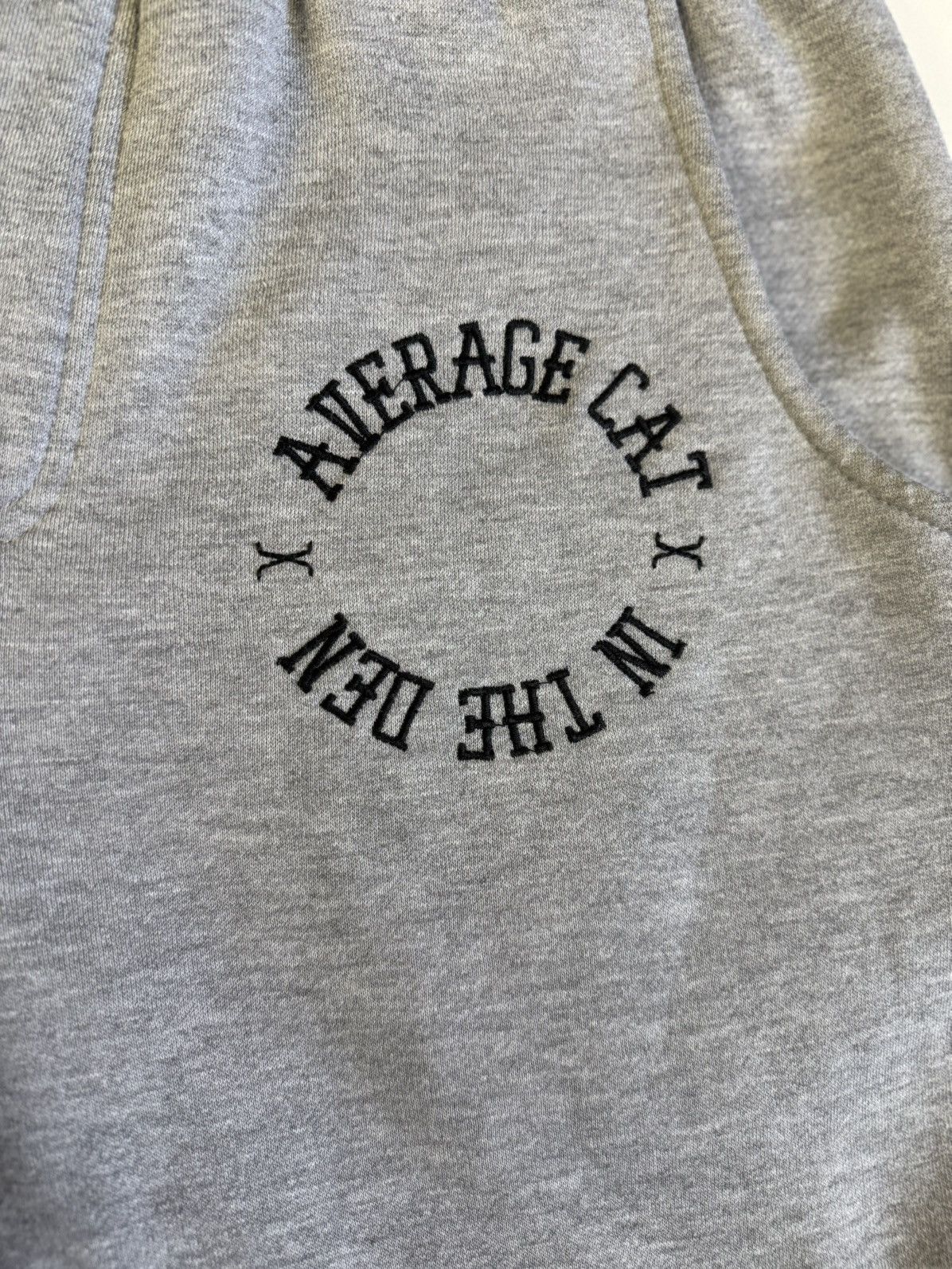 Vintage Average Cat ‘In The Den’ Sweatpants Size US 30 / EU 46 - 4 Thumbnail