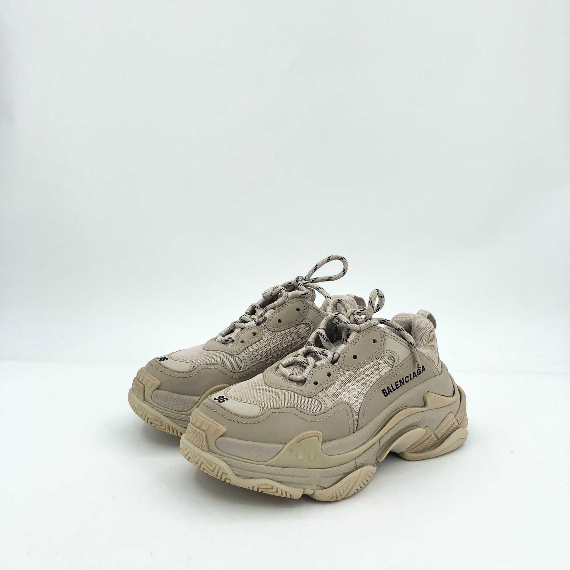 Balenciaga Triple S Womens Leather-Free Lace-Up Chunky Sneak Shoes in Beige (Size 6)