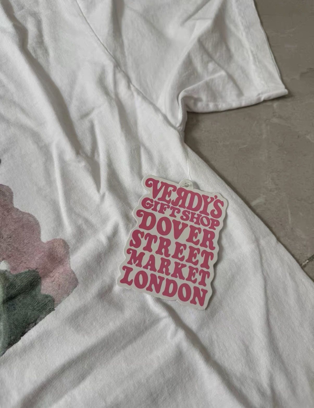 Verdy verdy x alake shilling limited short sleeve t-shirt J34 Size US M / EU 48-50 / 2 - 3 Thumbnail
