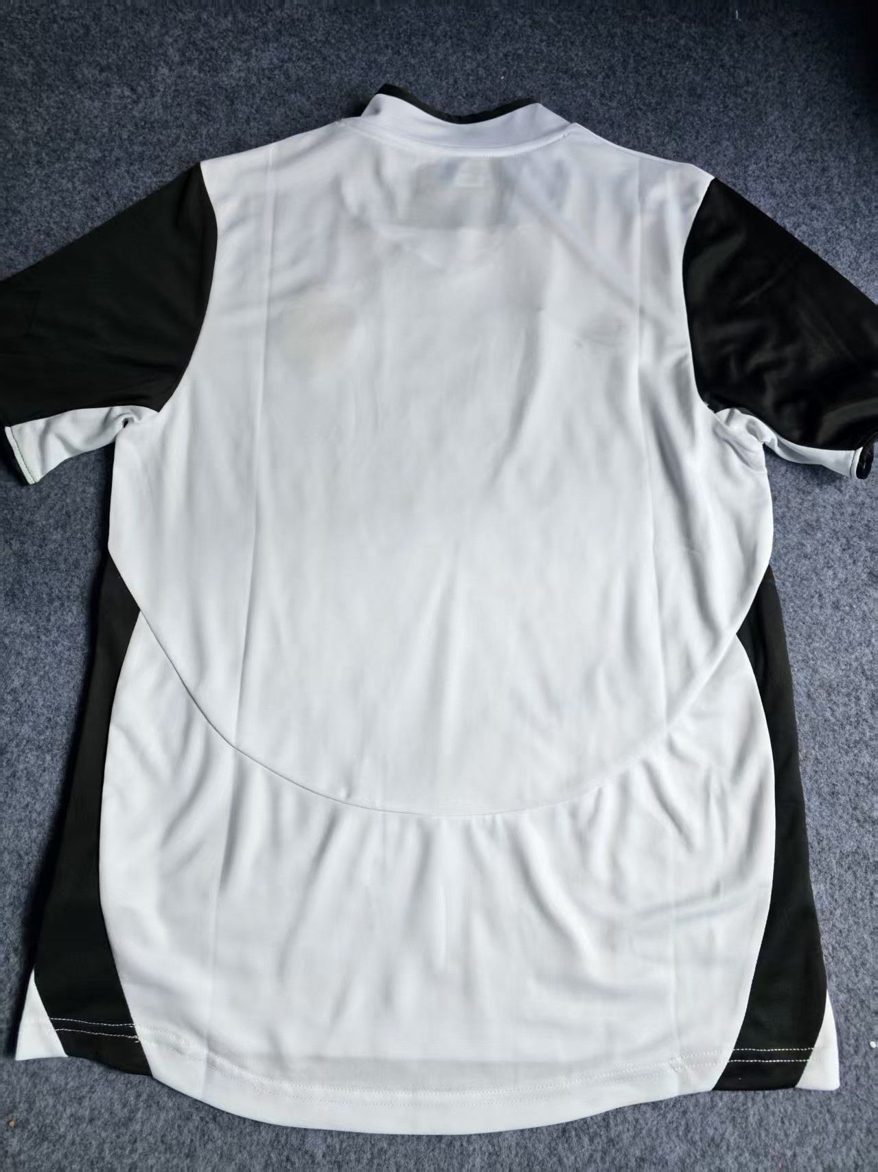 Other 2003 04 Valencia Jersey Home Size US M / EU 48-50 / 2 - 2 Thumbnail