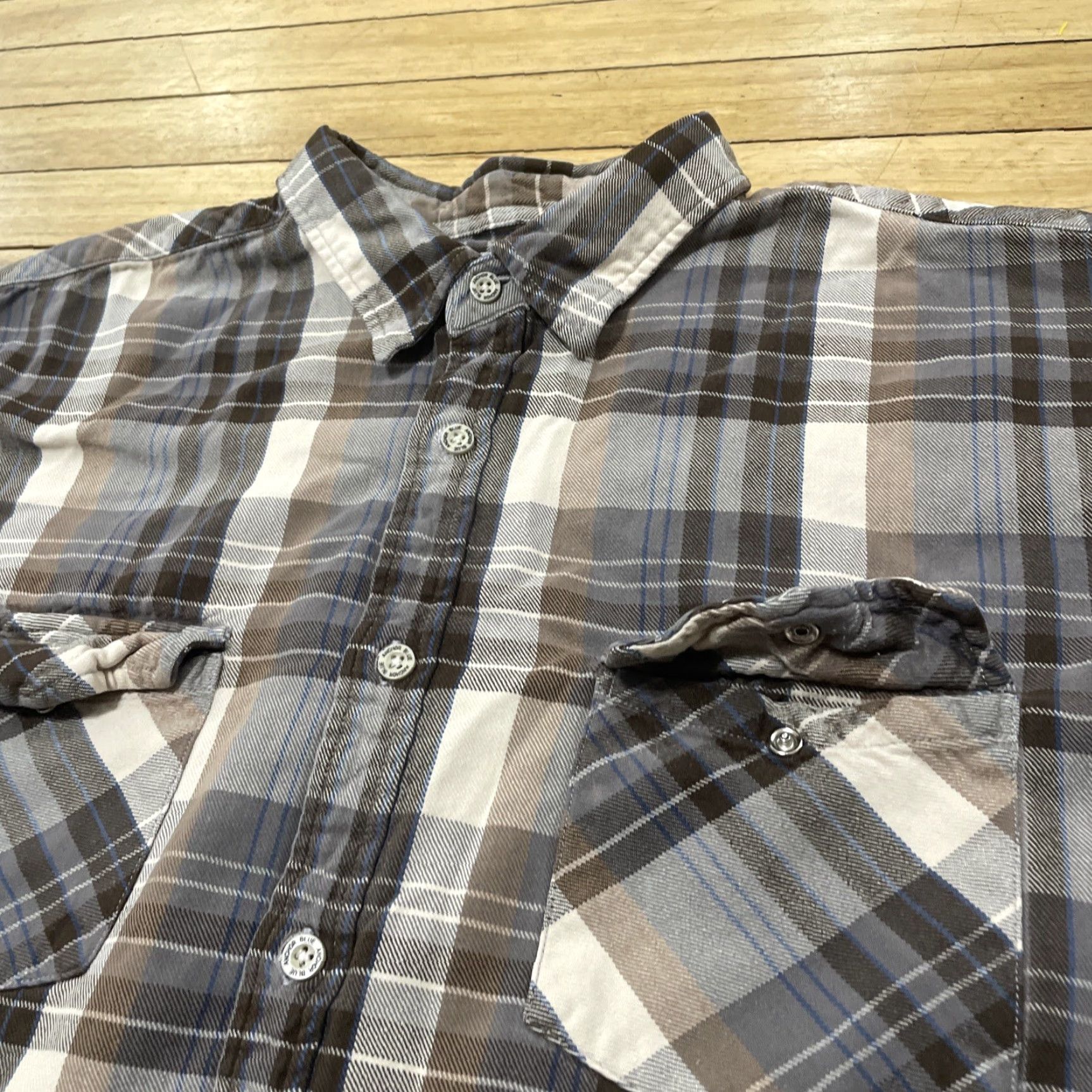 Anchor Blue VINTAGE Anchor Blue Button-Up Shirt Men XL Brown Cream Plaid Flannel Western 90s Y2K Skate Caps? Size US XL / EU 56 / 4 - 5 Thumbnail