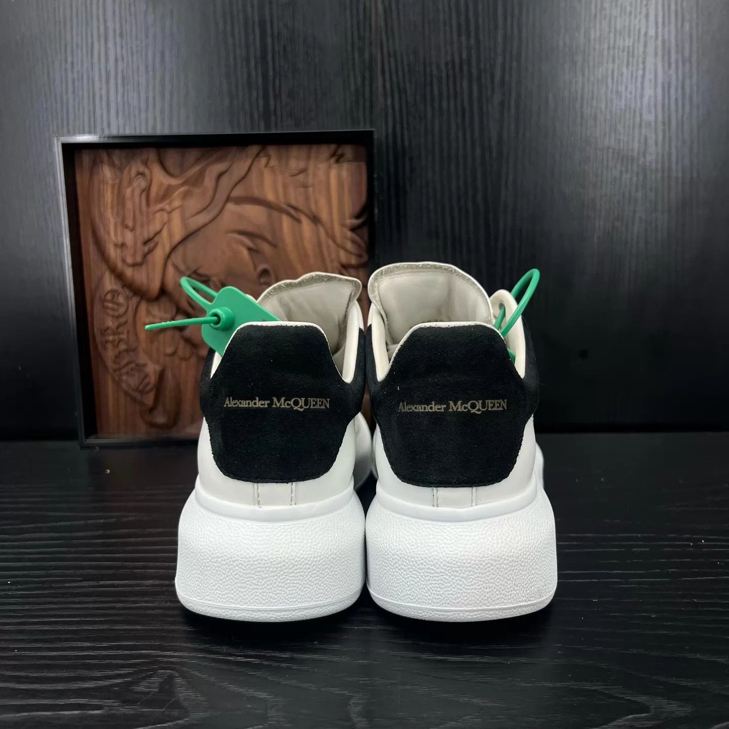 Alexander McQueen Alexander McQueen Black Tail Suede 36 Size US 5.5 / IT 35.5 - 5 Thumbnail