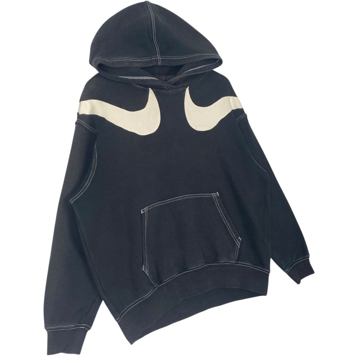 Vintage Vintage Nike Hoodie Sweater Big Logo Black Pullover Size L Size US L / EU 52-54 / 3 - 3 Thumbnail