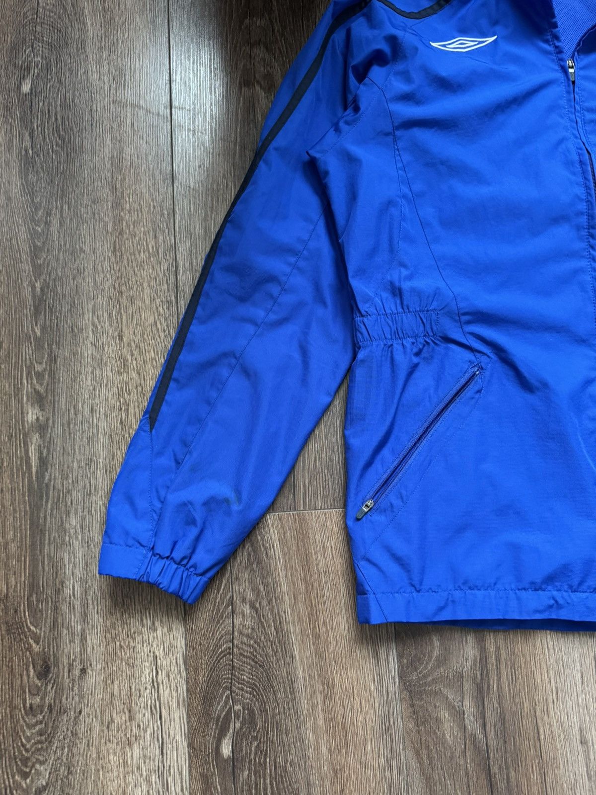 Umbro Vintage Men’s M Everton Training Football Soccer Light jacket Size US M / EU 48-50 / 2 - 7 Thumbnail