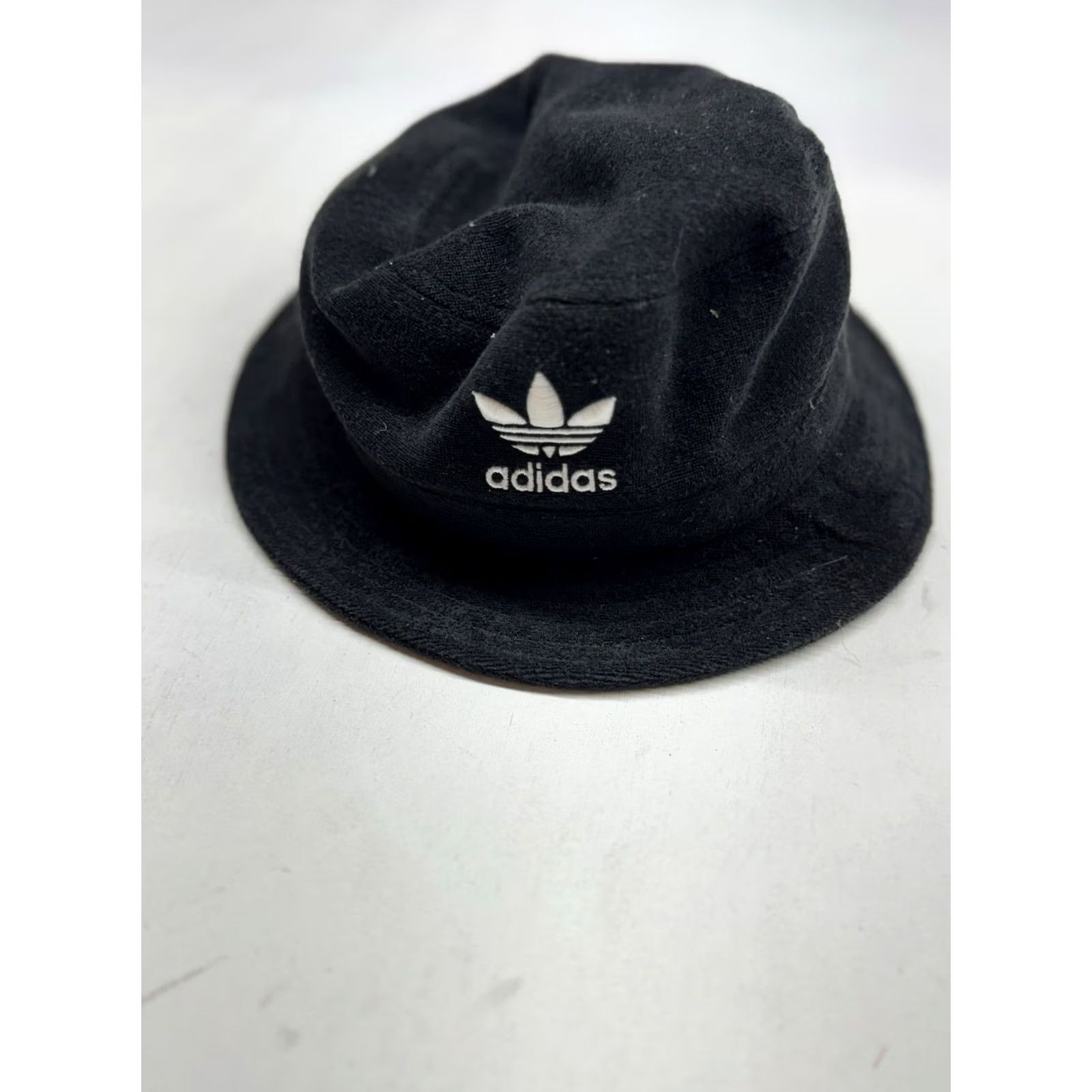Adidas Adidas Bucket Hat Unisex One Size Black OS Solid Y2K Style Hip Hop Streetwear Cotton Hat Men Women Size ONE SIZE - 2 Thumbnail