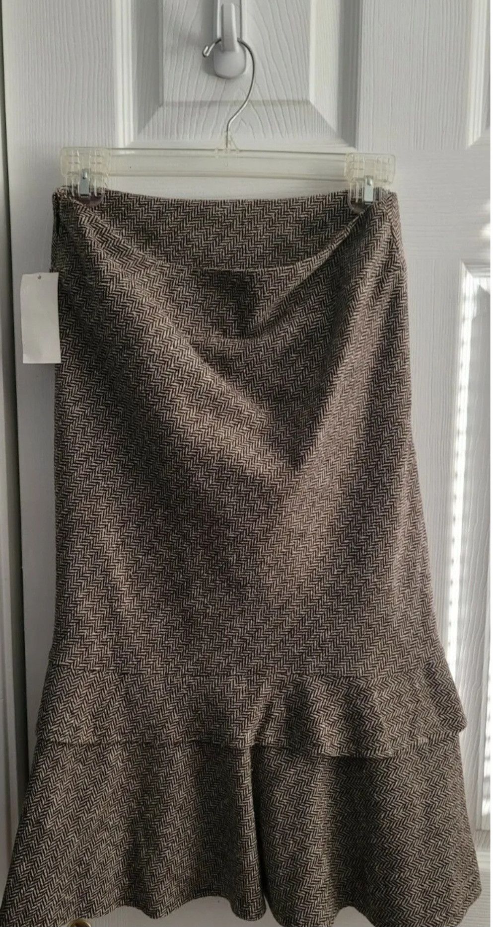 Gap NWT GAP Women's Brown White Maxi Ruffle Skirt Size 1 Size 26" / US 2 / IT 38 - 1 Thumbnail