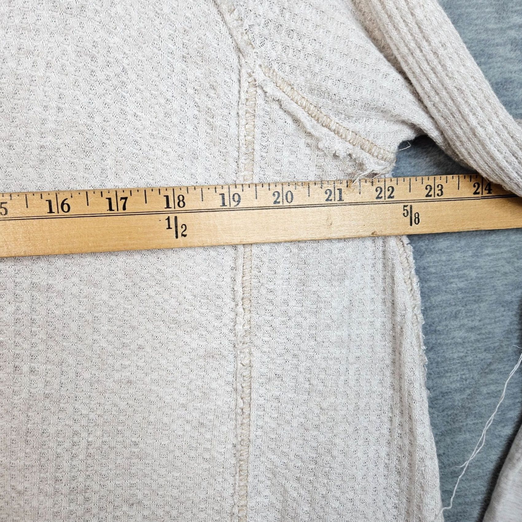 Vintage We The Free Women's Beige Waffle Knit Scoop Neck Long Sleeve Top Size S Size S / US 4 / IT 40 - 4 Thumbnail