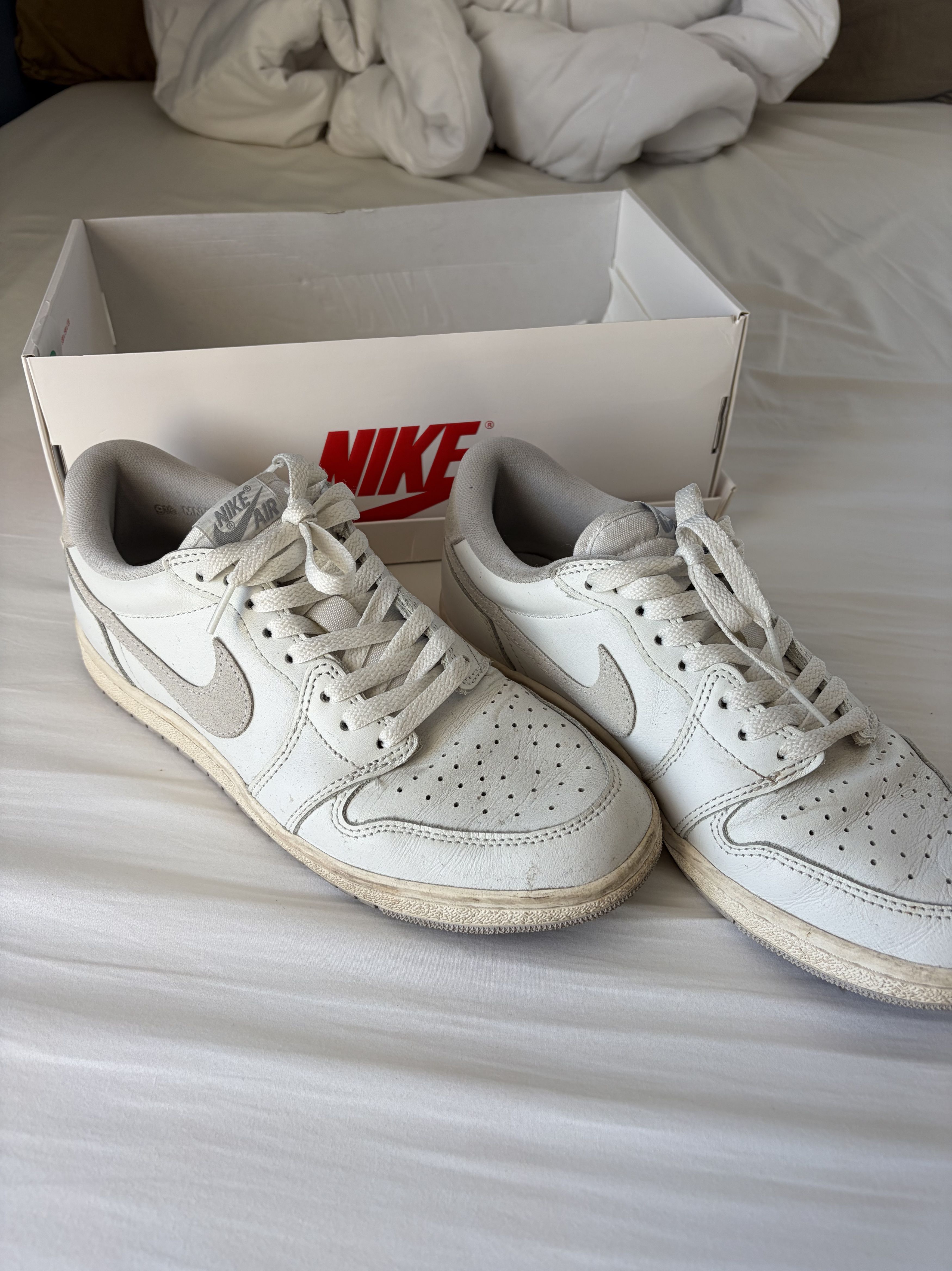 Nike Air Jordan 1 Low - Neutral Grey (2021) Size US 9.5 / EU 42-43 - 2 Thumbnail