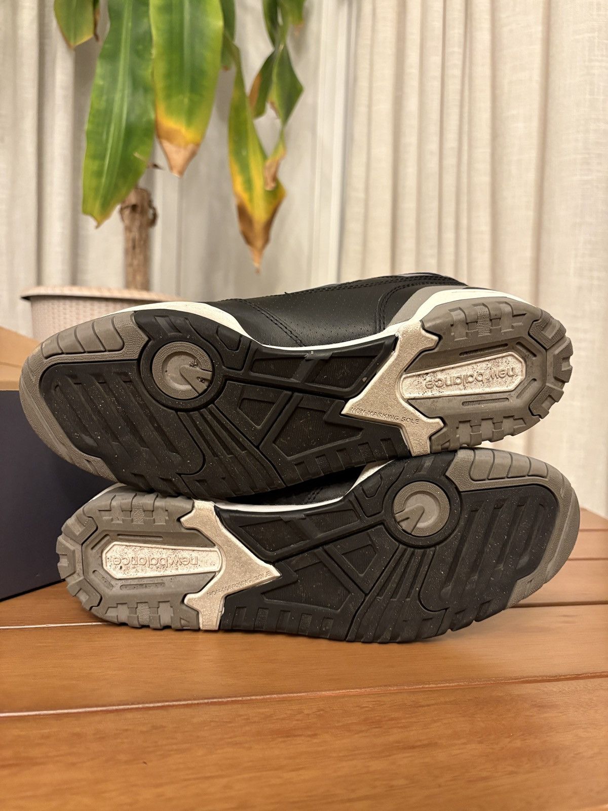 New Balance New Balance 550 Grey Black Size US 10 / EU 43 - 7 Thumbnail