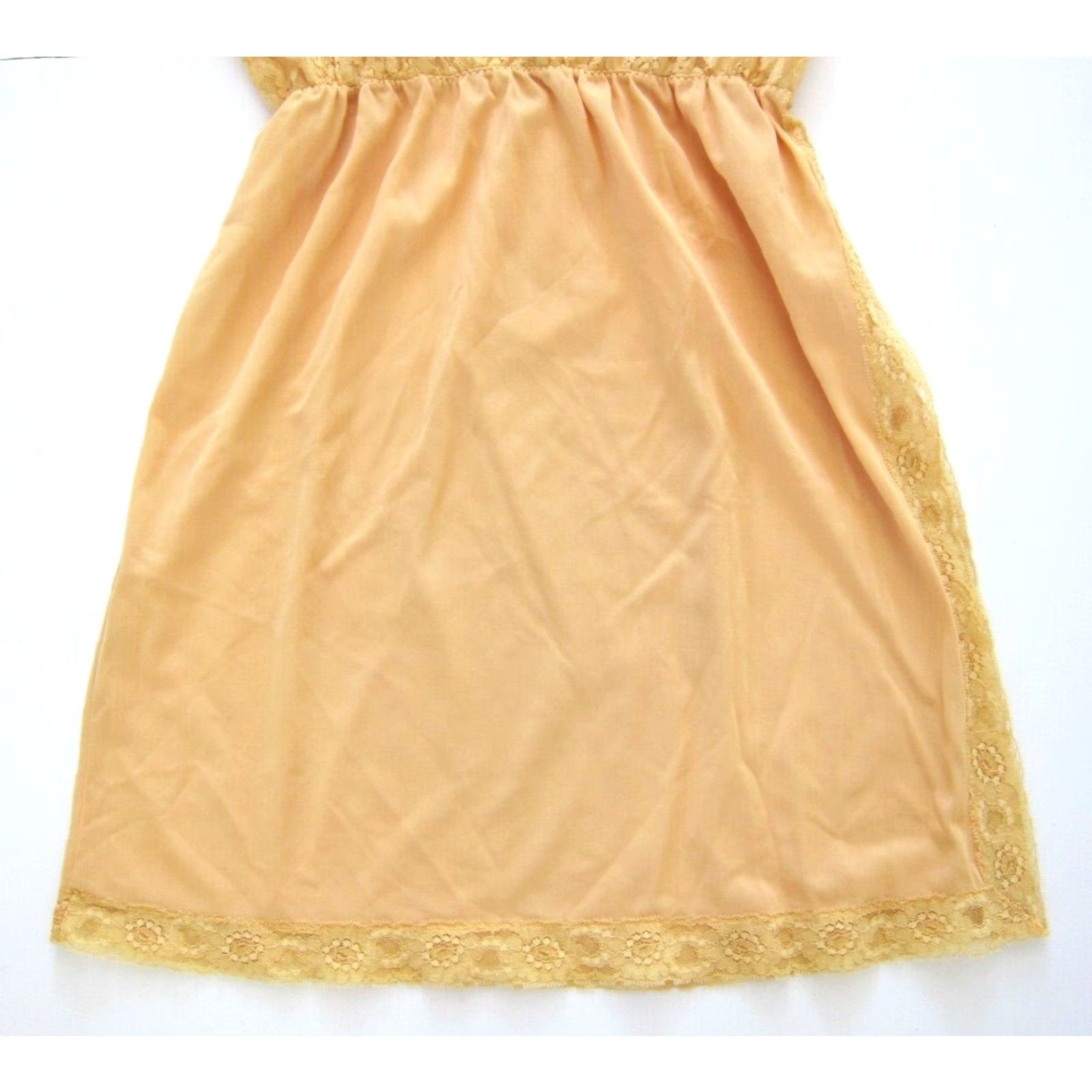 Vintage VINTAGE Texsheen Yellow Lace Sleeveless Nightgown Lingerie Short Stretch 100% nylon Womens S Small Dress Nightgown Size 28" / US 6 / IT 42 - 8 Thumbnail