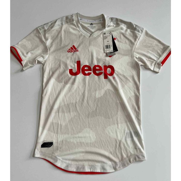 Juventus Authentic Away Jersey 19/20