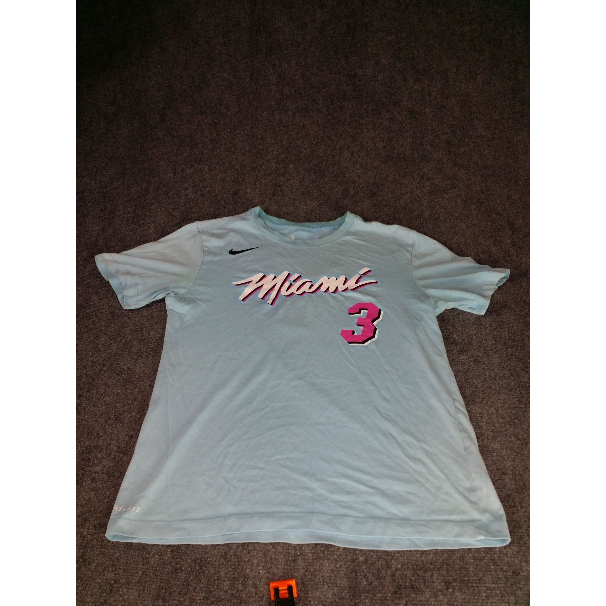 Nike NBA Miami Heat Vice City T-Shirt Dri-Fit Dwayne Wade BV