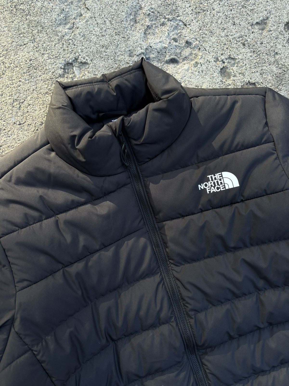 The North Face North face puffer brand new Size US M / EU 48-50 / 2 - 2 Thumbnail