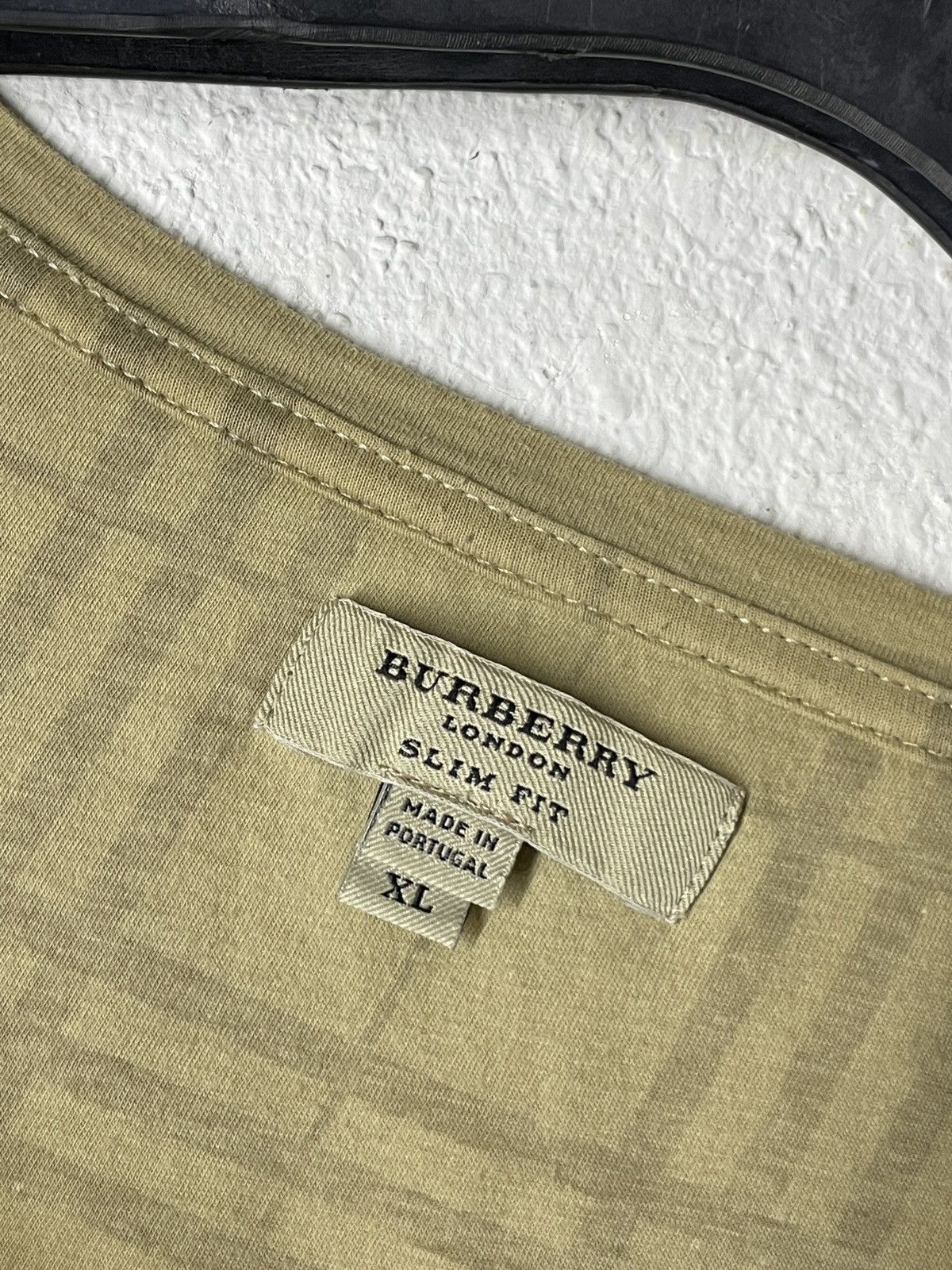 Burberry Vintage Burberry London Nova Check T Shirt Beige Size US XL / EU 56 / 4 - 5 Thumbnail