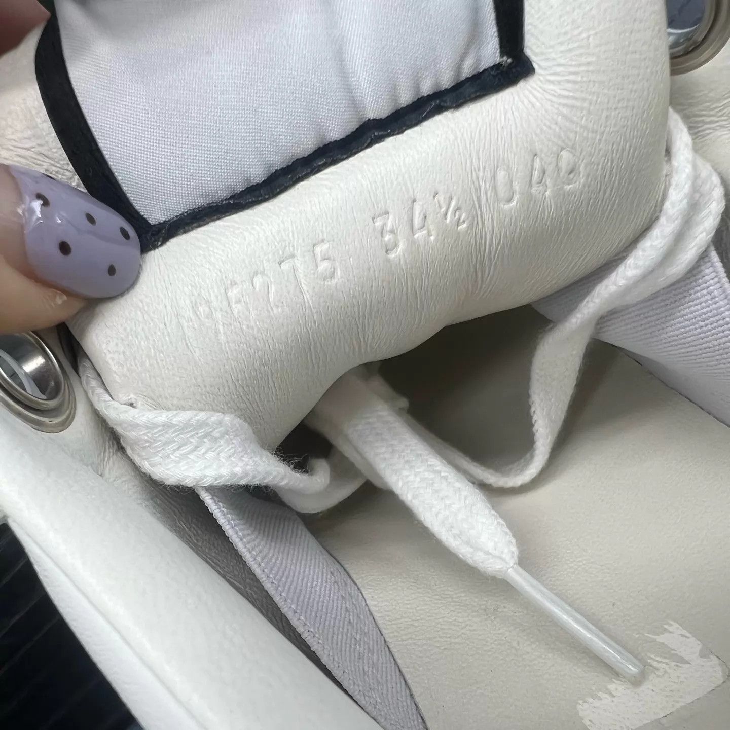 Gucci Gucci Cookie Sneaker Women's White Blue 34.5 Size US 4 / IT 34 - 8 Thumbnail