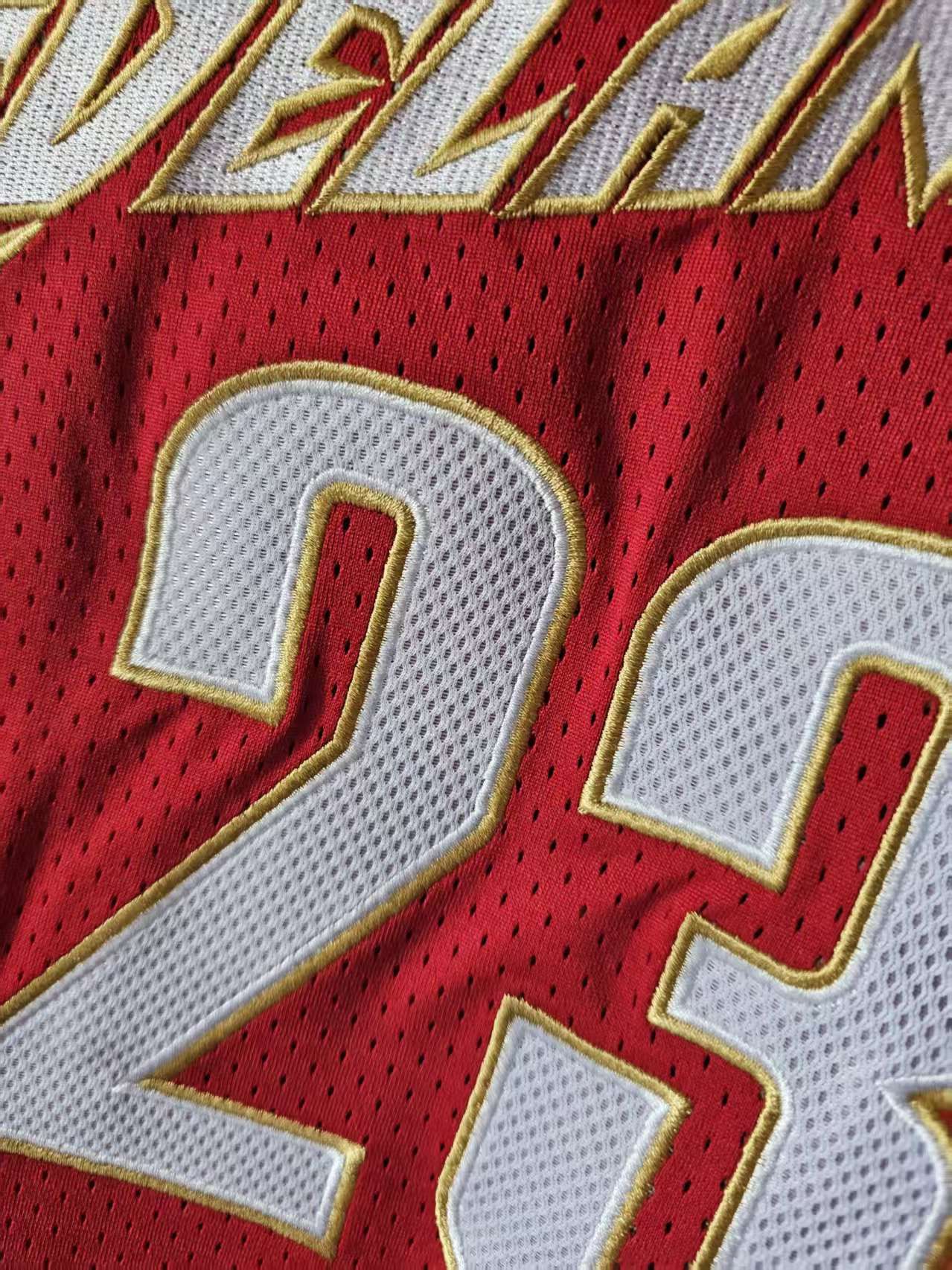 NBA Cleveland Cavaliers LeBron James Jersey Double Stitched L Size US L / EU 52-54 / 3 - 3 Thumbnail