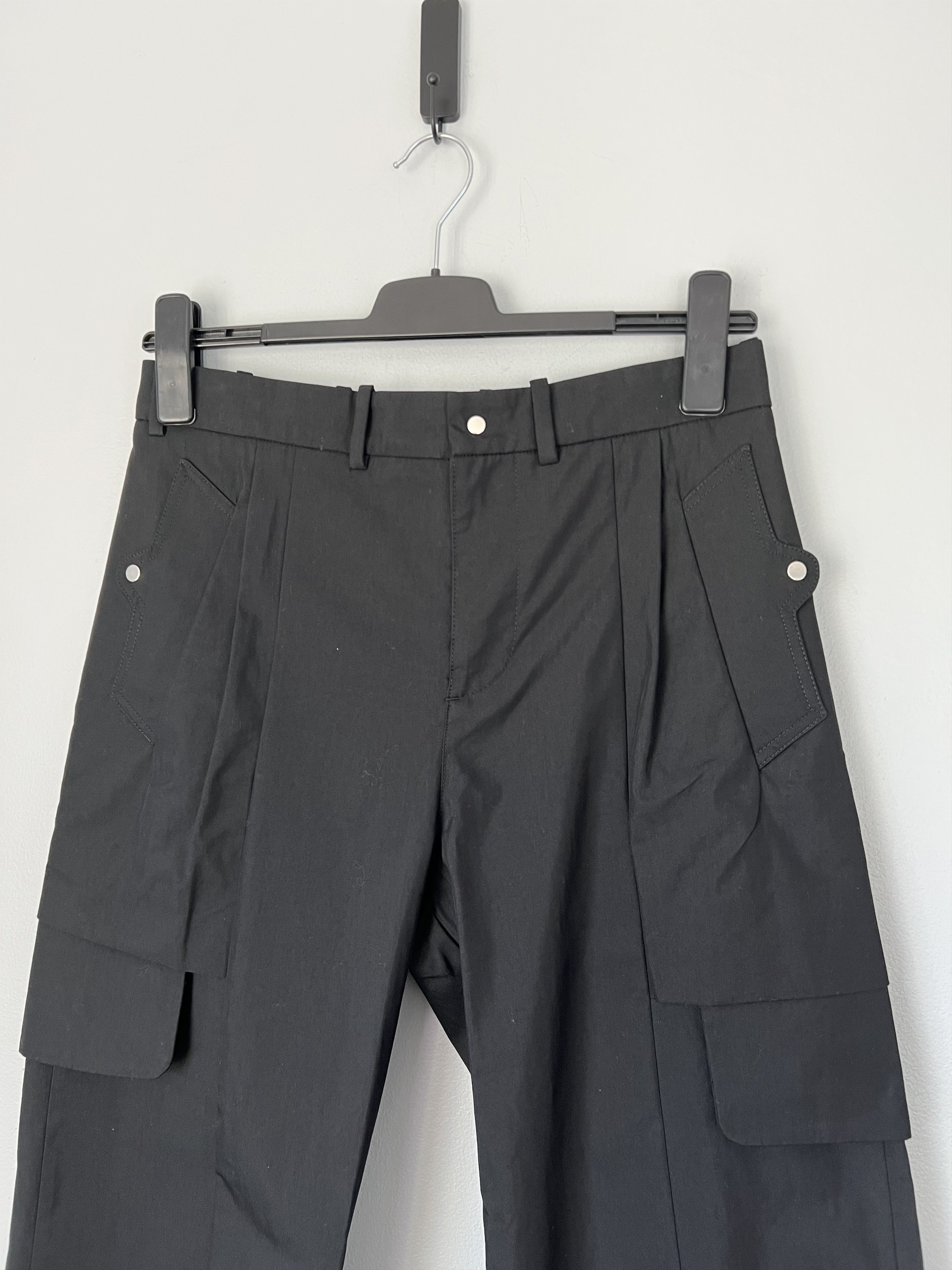 _J.L-A.L_ JLAL Periph Cargo Pants in Black Size US 32 / EU 48 - 2 Thumbnail