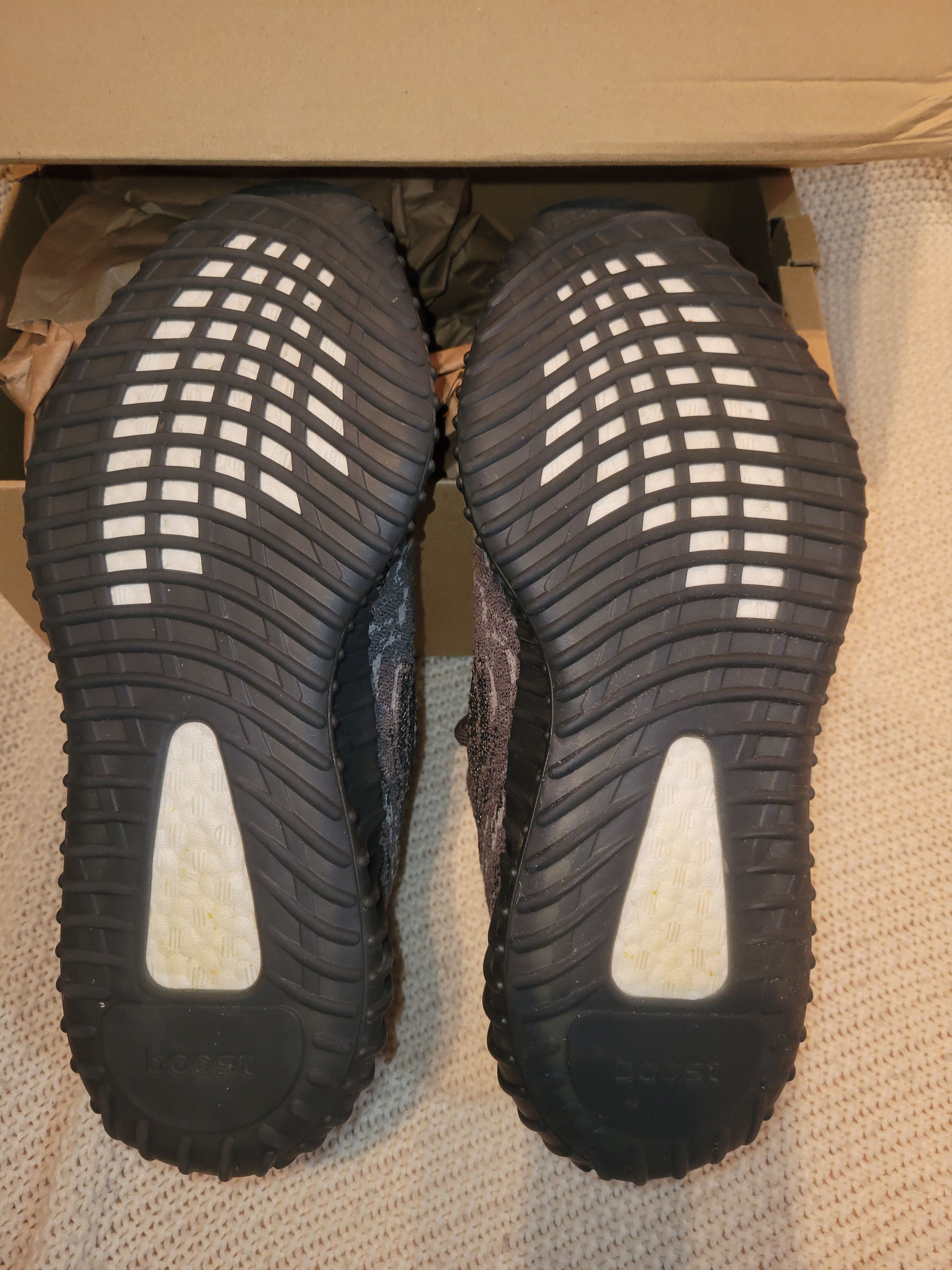 Adidas × Yeezy Adidas Yeezy Boost 350 V2 MX Dark Salt Size US 10 / EU 43 - 4 Thumbnail