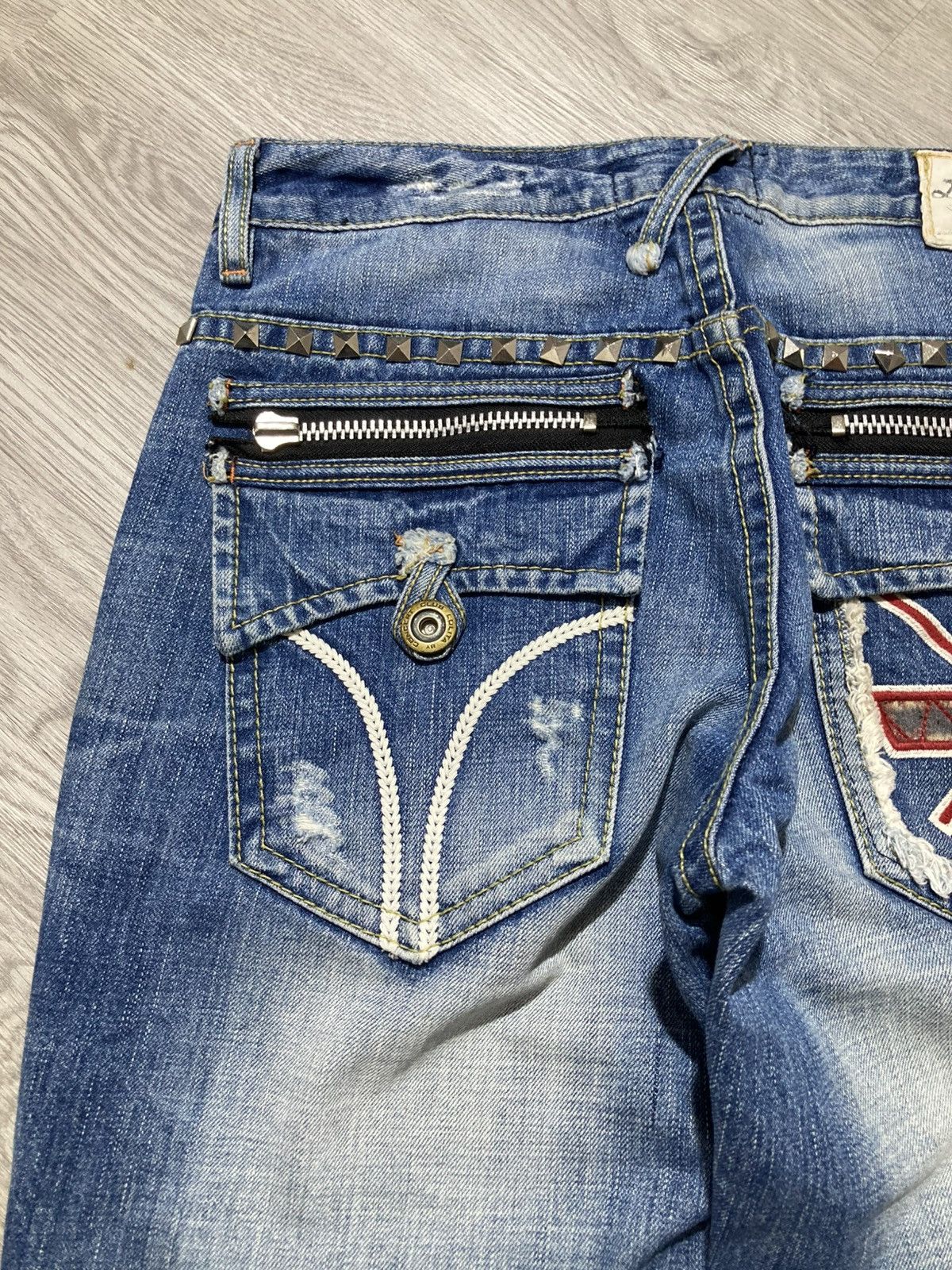 If Six Was Nine 2000s Lolita Y2k Studded Faded 3/4 Jeans Pants Lgb Punk Size US 32 / EU 48 - 5 Thumbnail