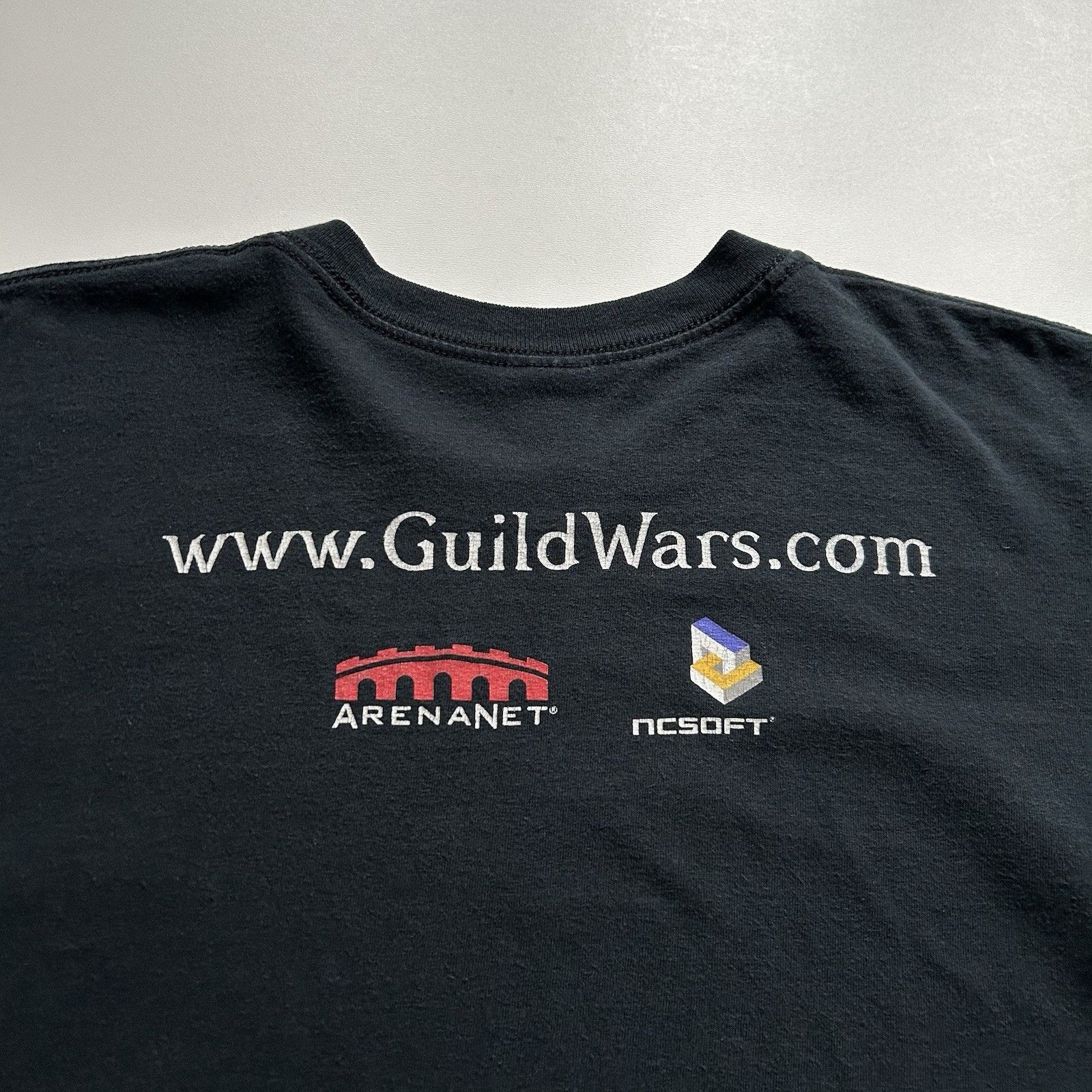 Gildan × Vintage Vintage Guild Wars 1 Shirt XL Gildan MMORPG Video Game Promo Size US XL / EU 56 / 4 - 4 Thumbnail