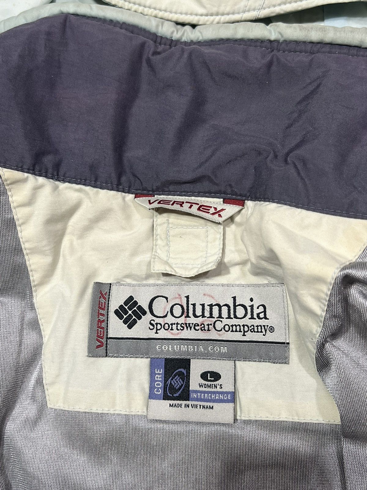 General Research 2000s Archival Columbia Thrashed Outdoor Hodded Jacket y2k Size US L / EU 52-54 / 3 - 13 Thumbnail