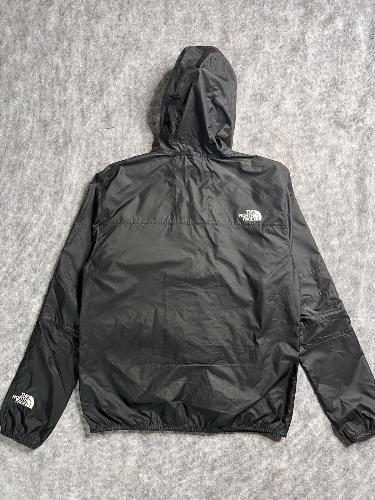 The North Face The North Face Rain Jacket Size L Size US L / EU 52-54 / 3 - 8 Thumbnail